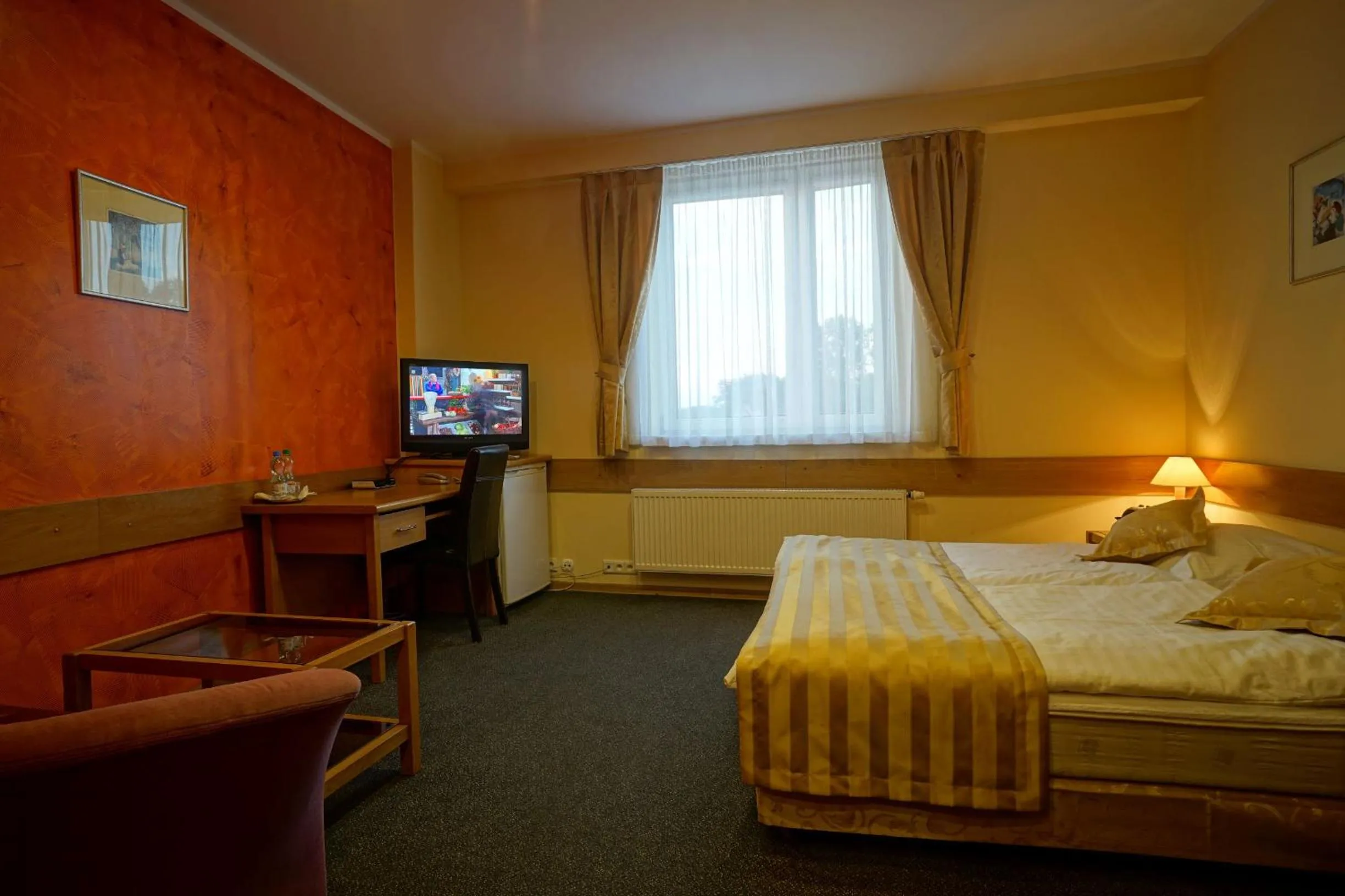 Bed in Noclegi w Lublińcu Lubex