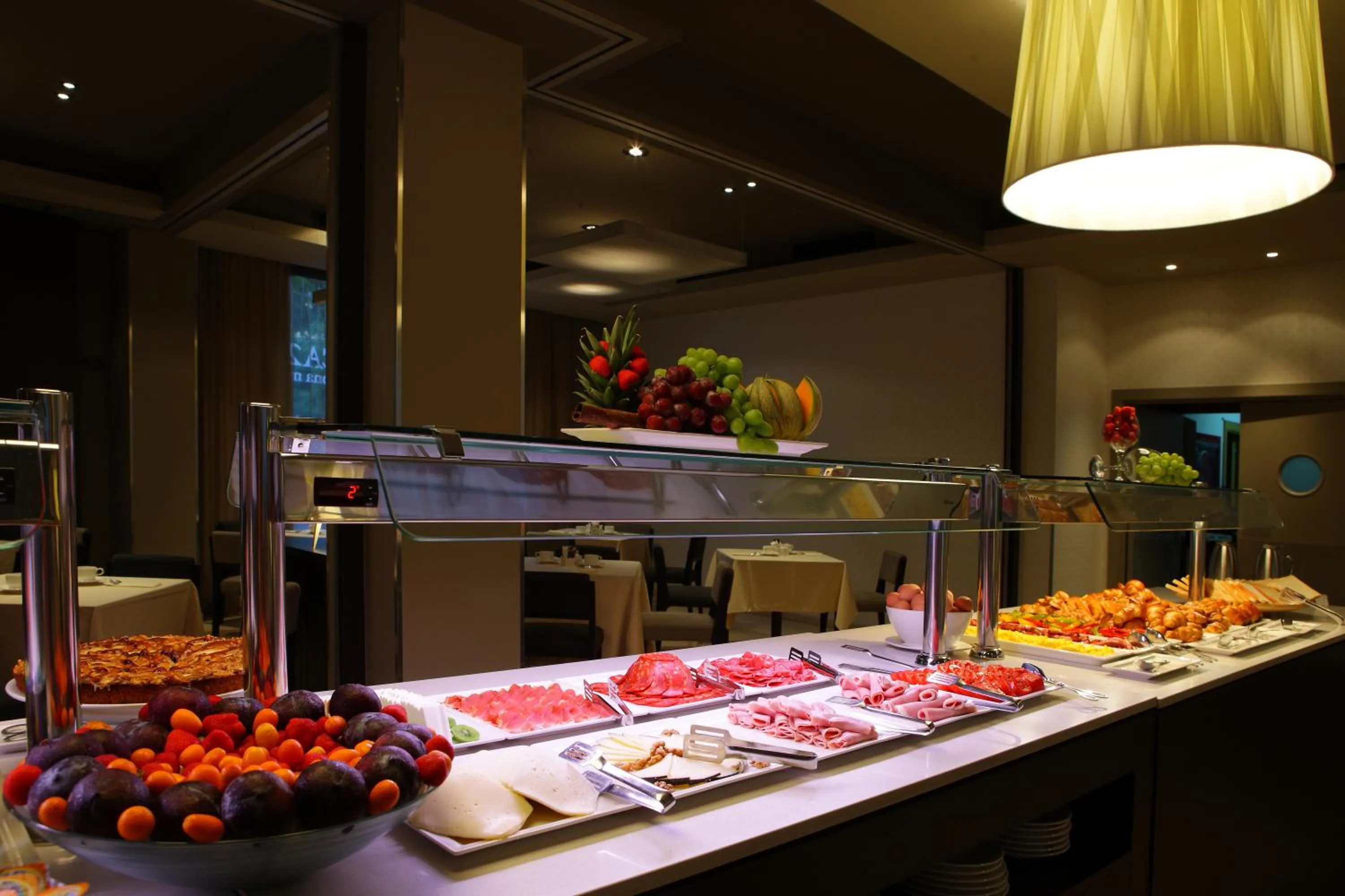 Food and drinks in Attica 21 Barcelona Mar