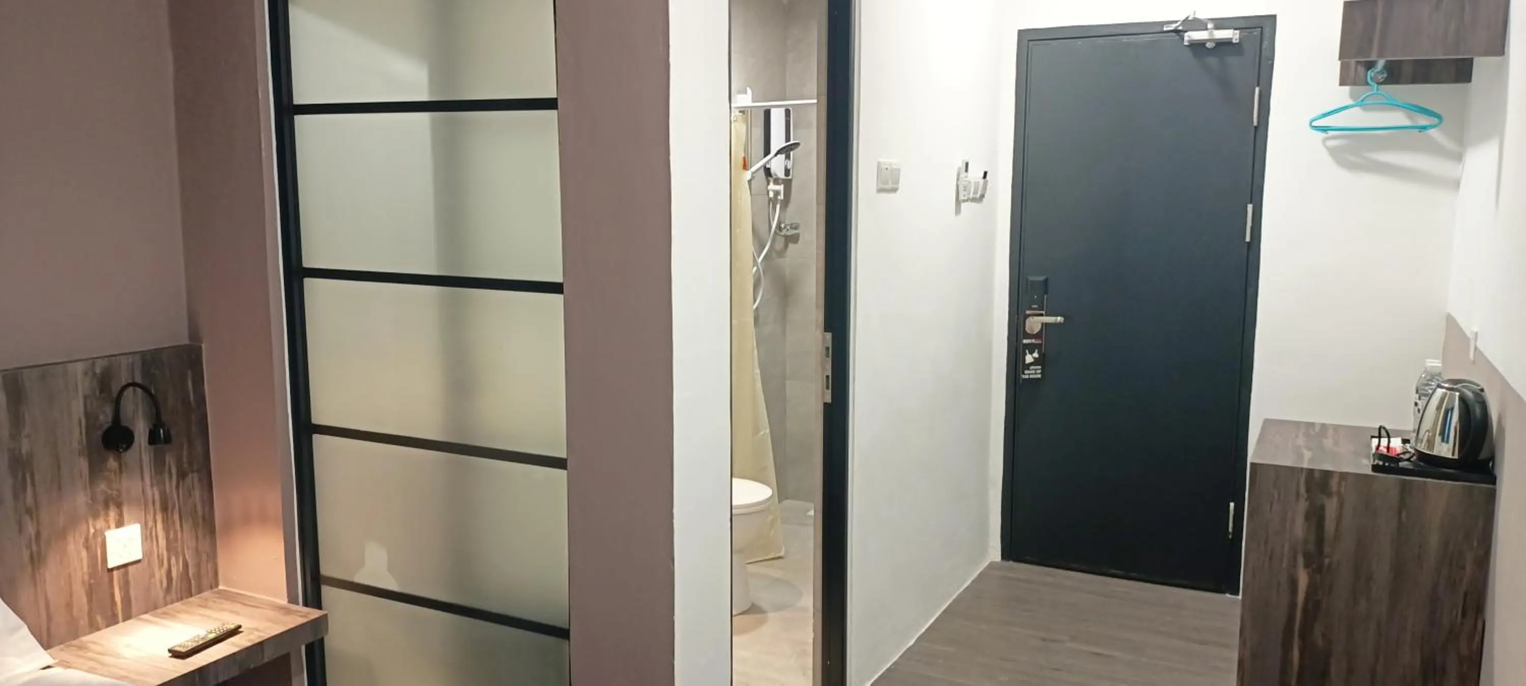 Photo of the whole room in Roxy Hotel Sri Aman