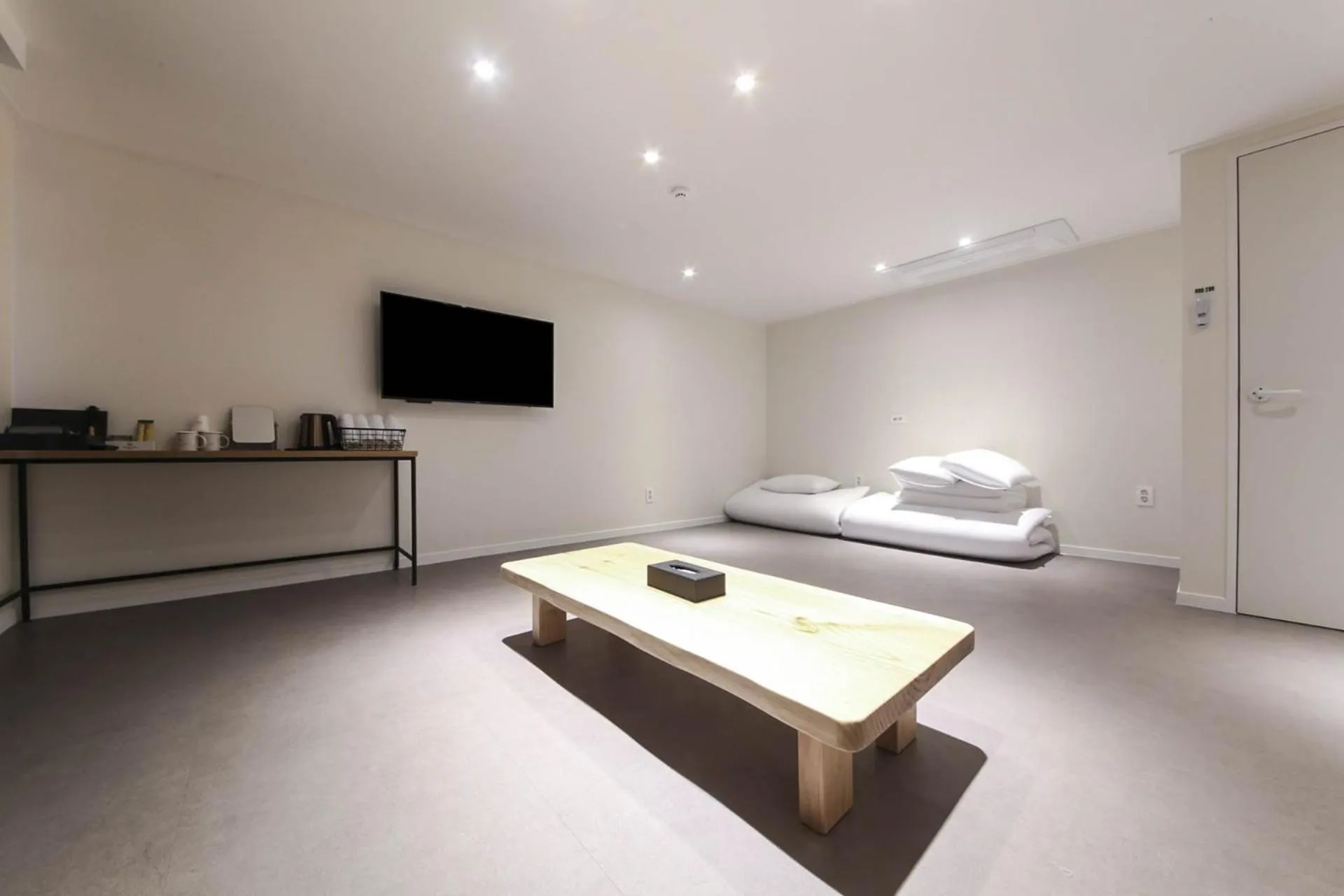 Bed in Bonatree Hotel