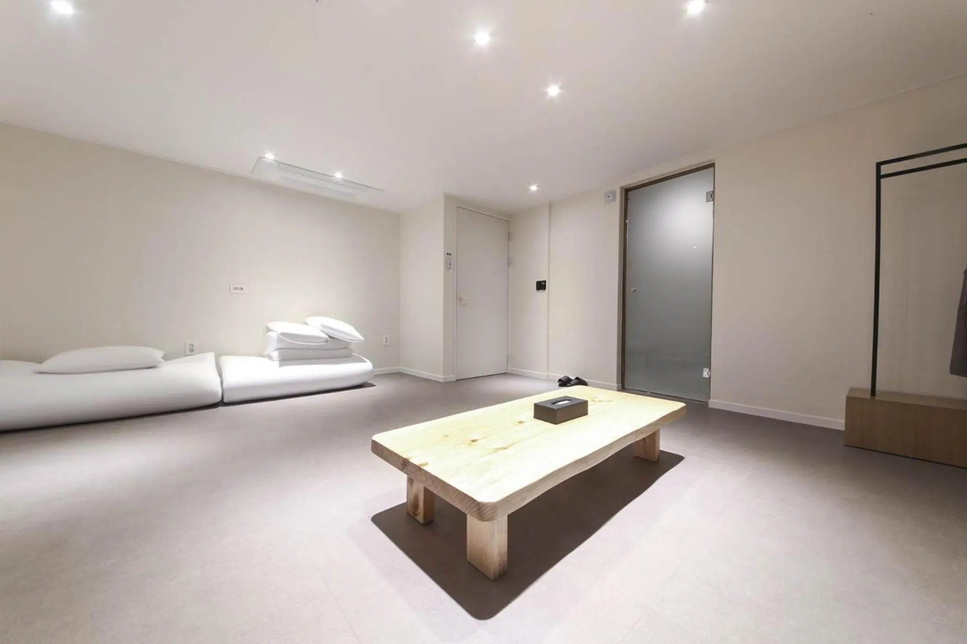 Bed in Bonatree Hotel