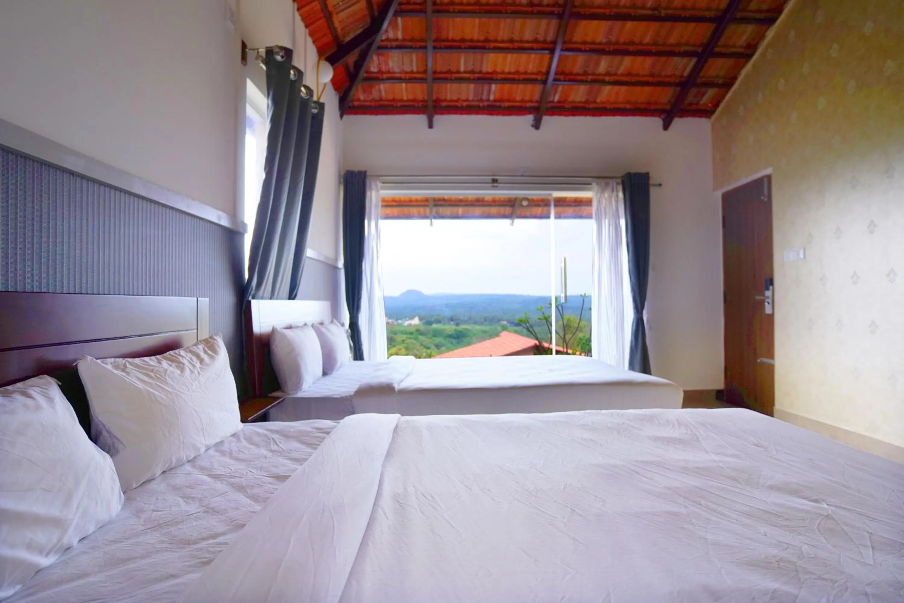Bed in Ravishing Retreat Resort