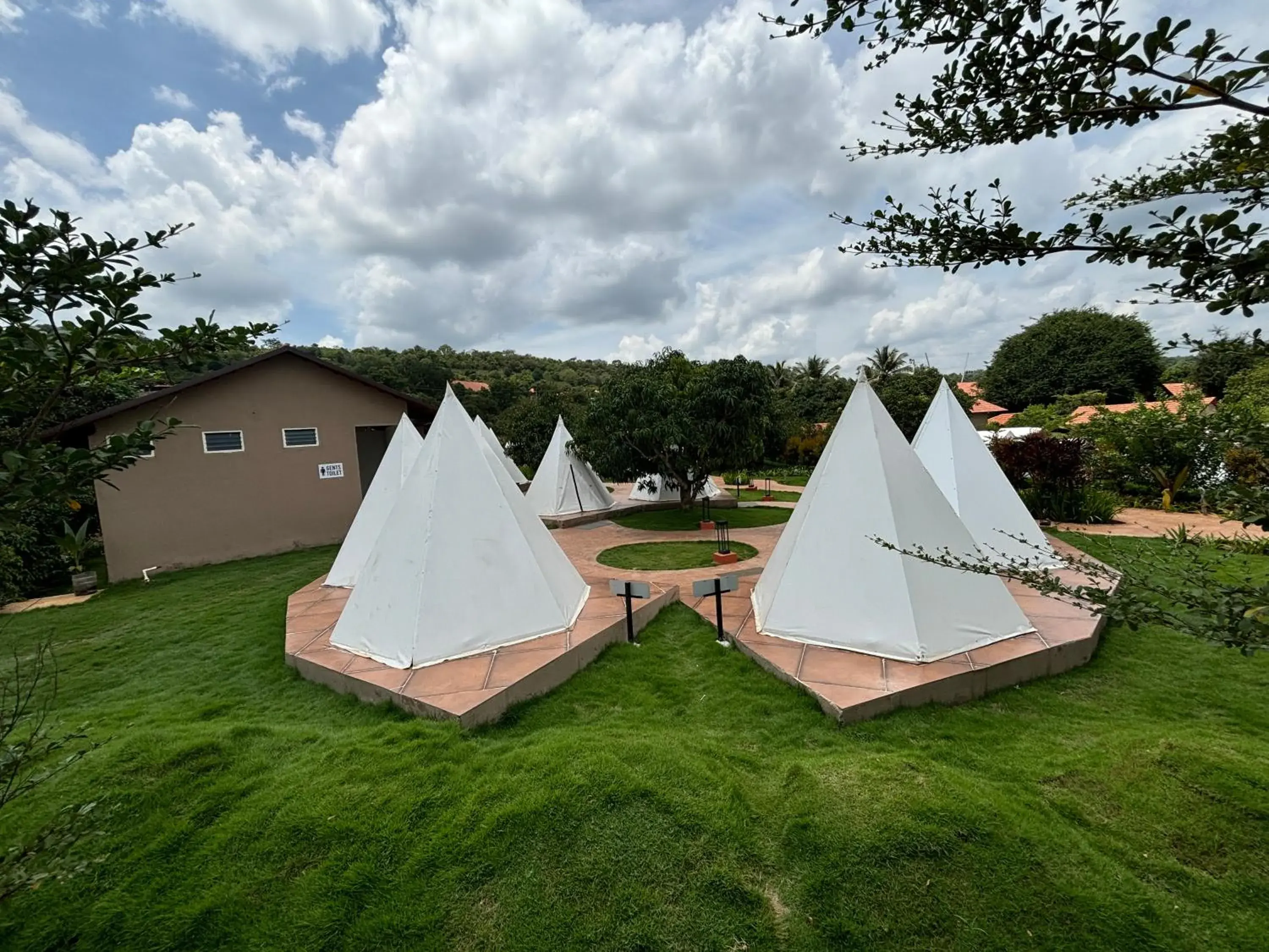 Tent in Ravishing Retreat Resort Tent in Ravishing Retreat Resort