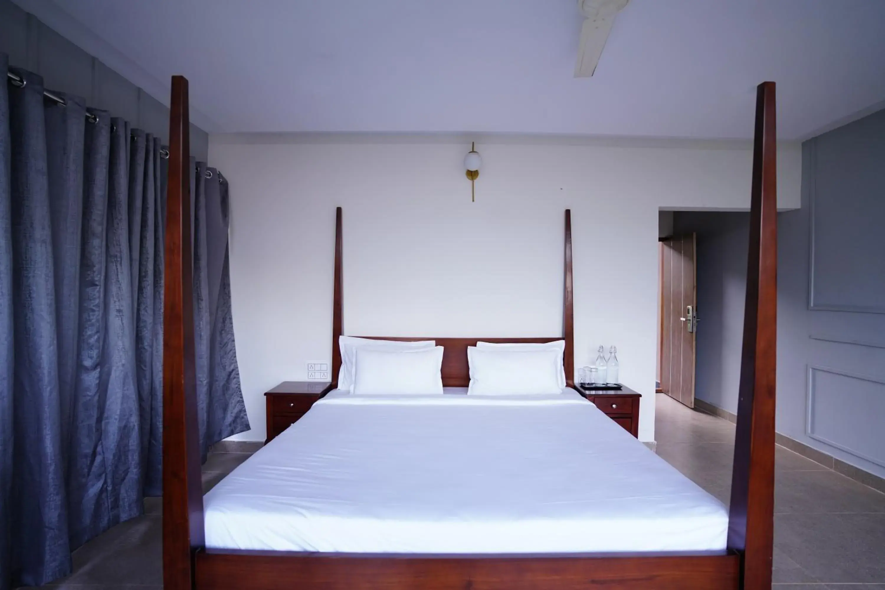 King Suite in Ravishing Retreat Resort King Suite in Ravishing Retreat Resort