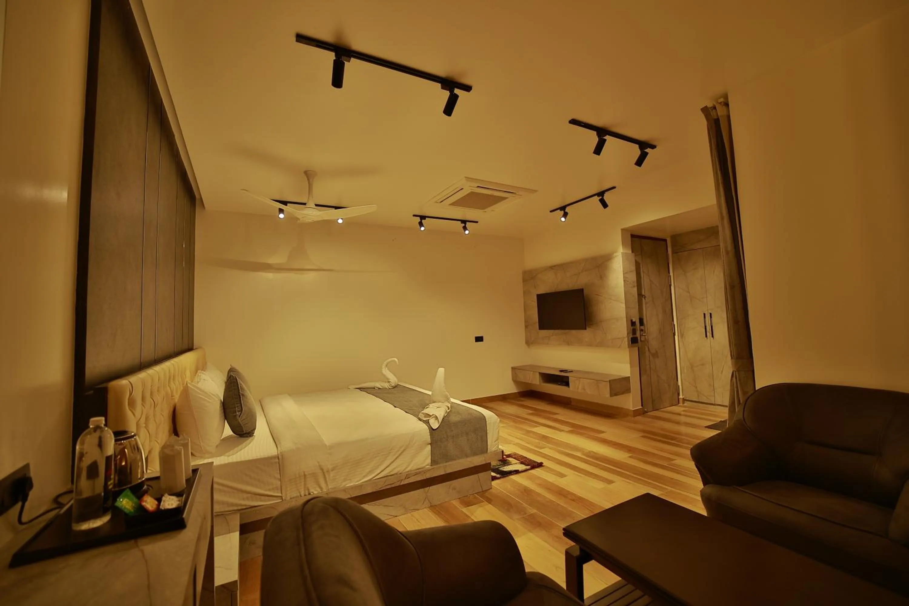 Photo of the whole room in The Mysore Grand