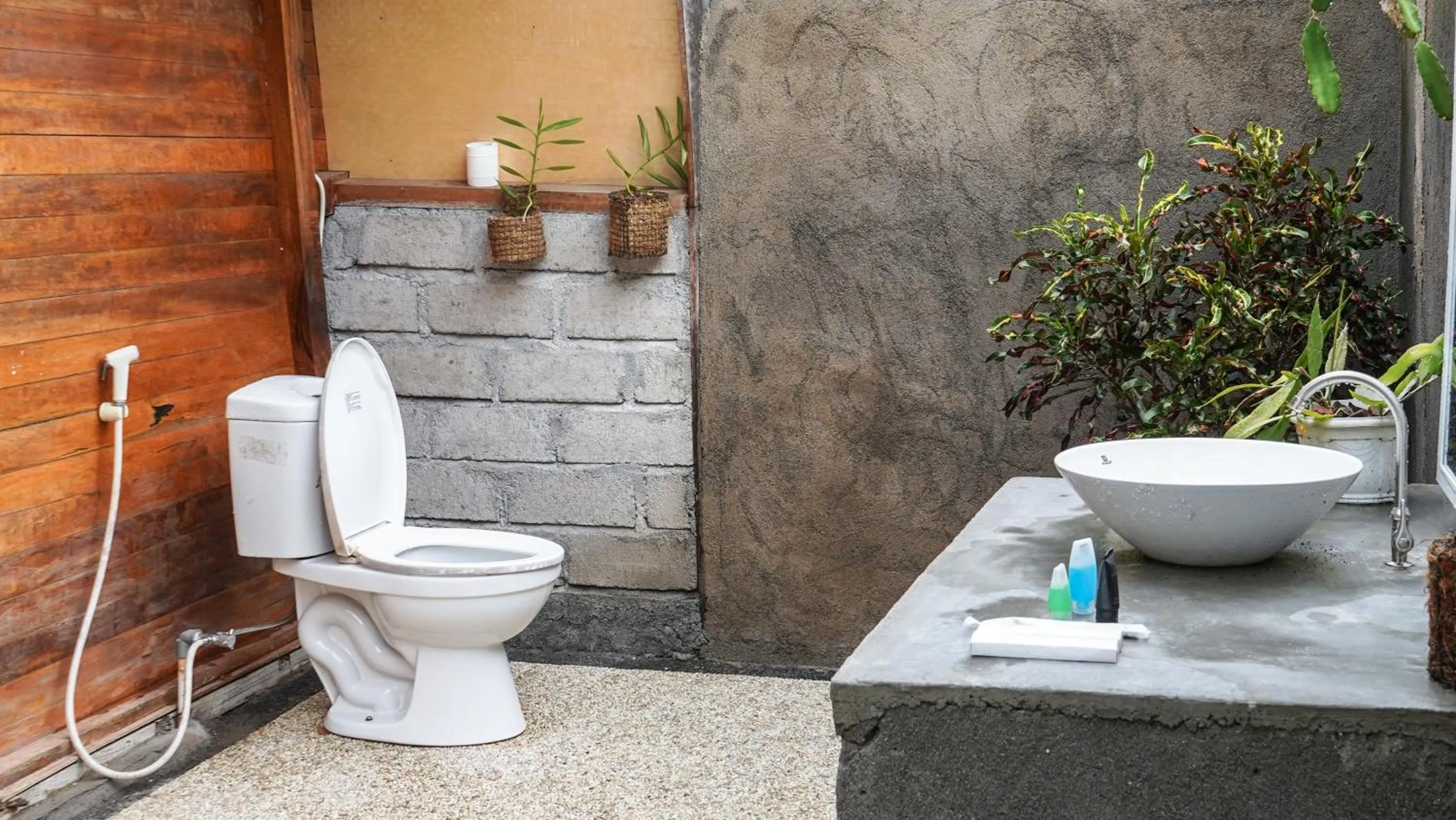 Bathroom in Lullabi Lumbung Villa
