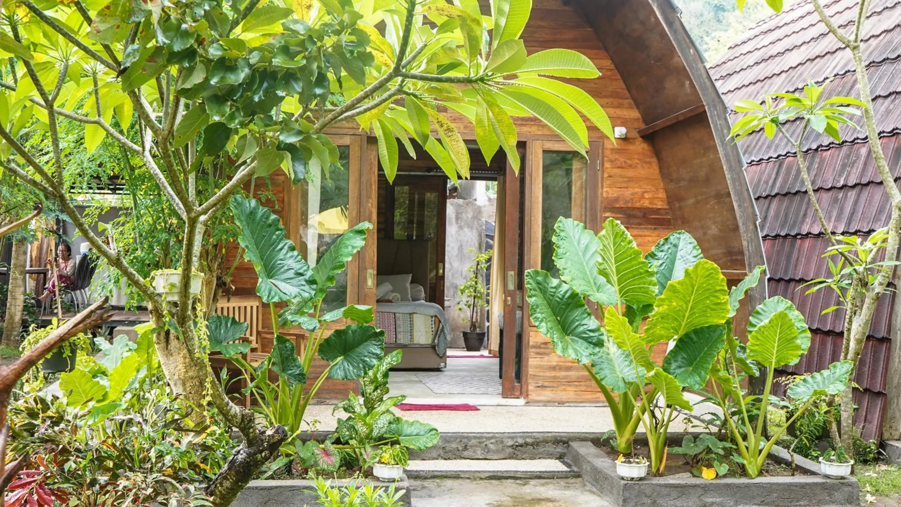 Facade/entrance in Lullabi Lumbung Villa