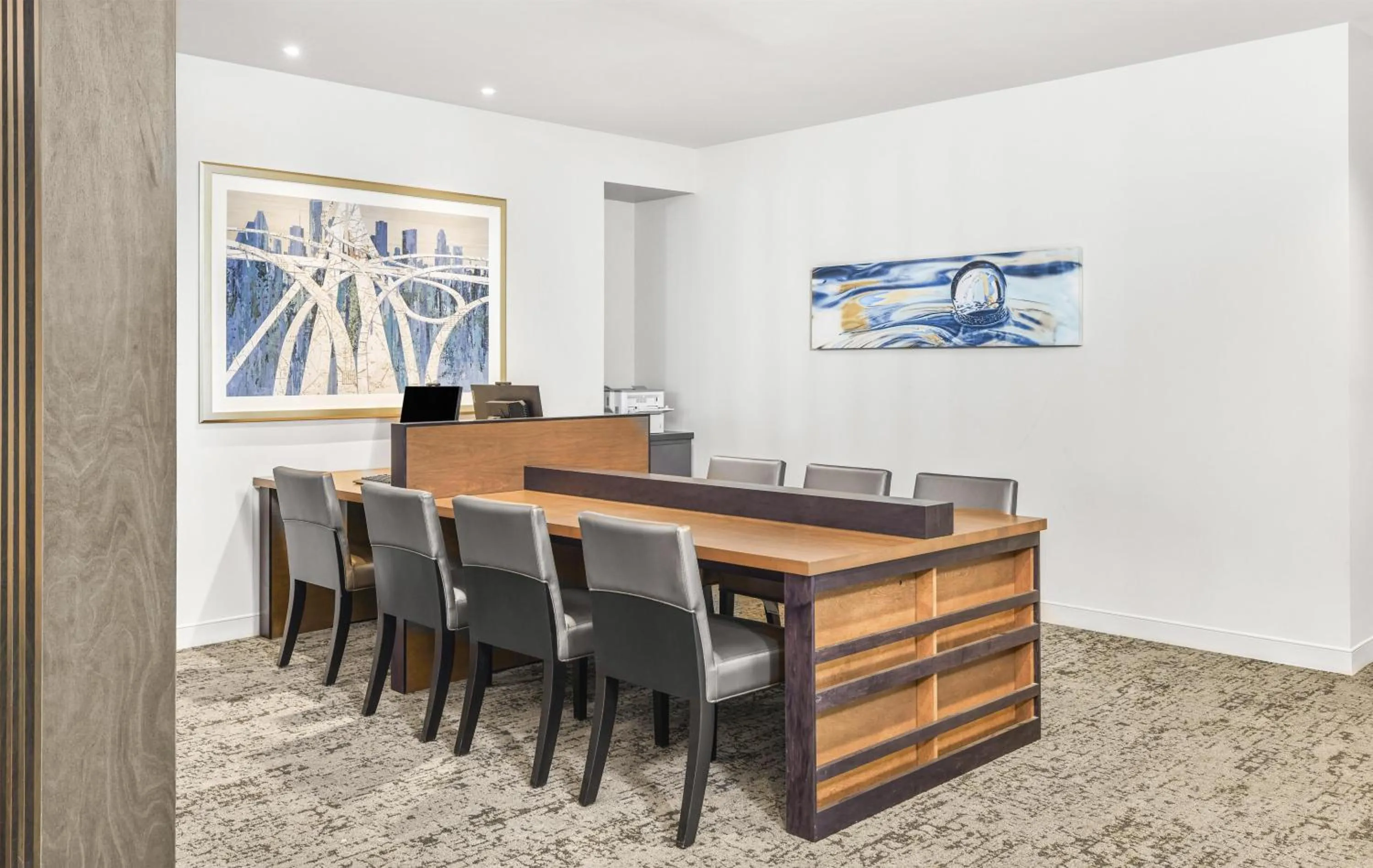 Lobby or reception in Hyatt House Houston Medical Center