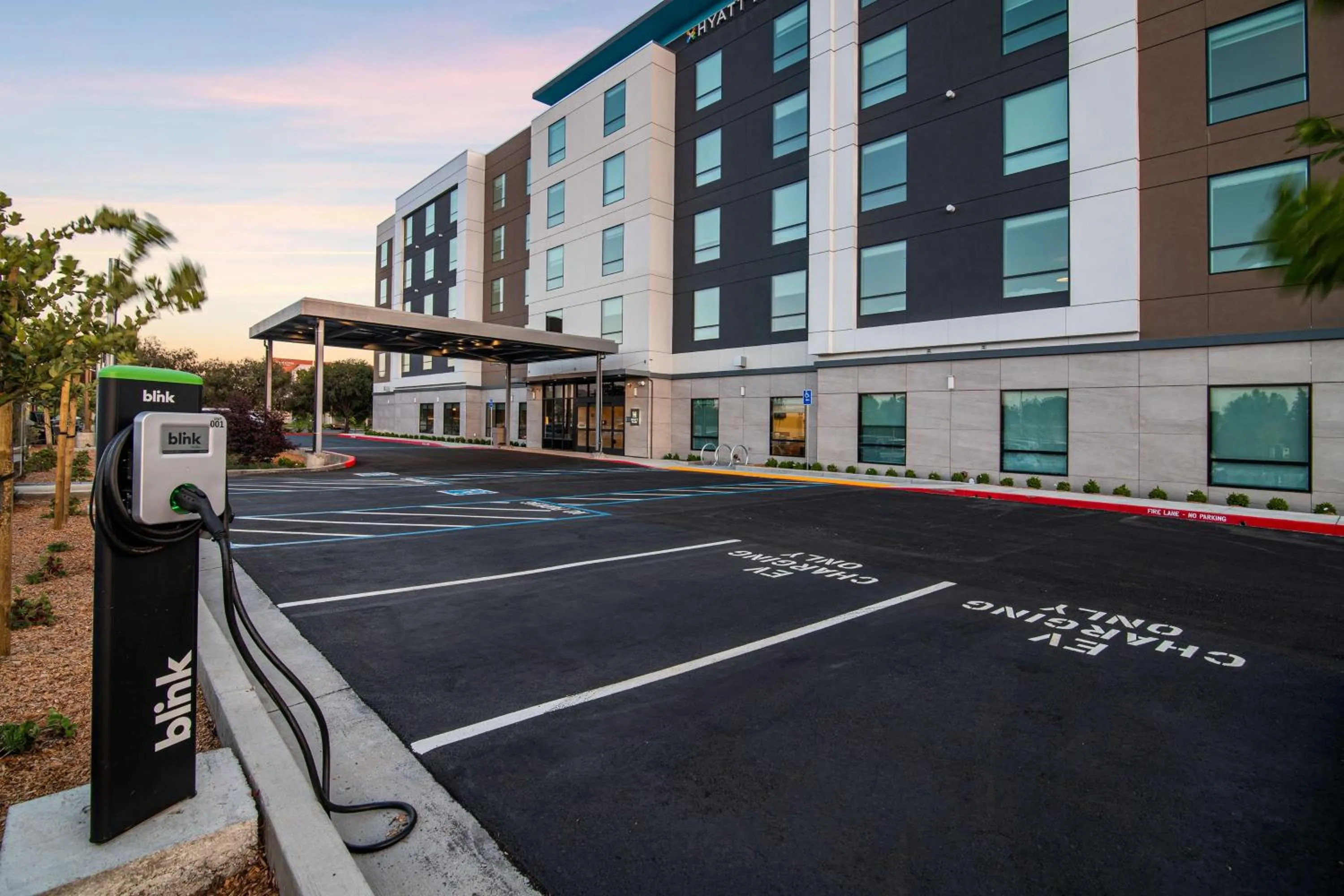 Property building in Hyatt Place Newark-Silicon Valley