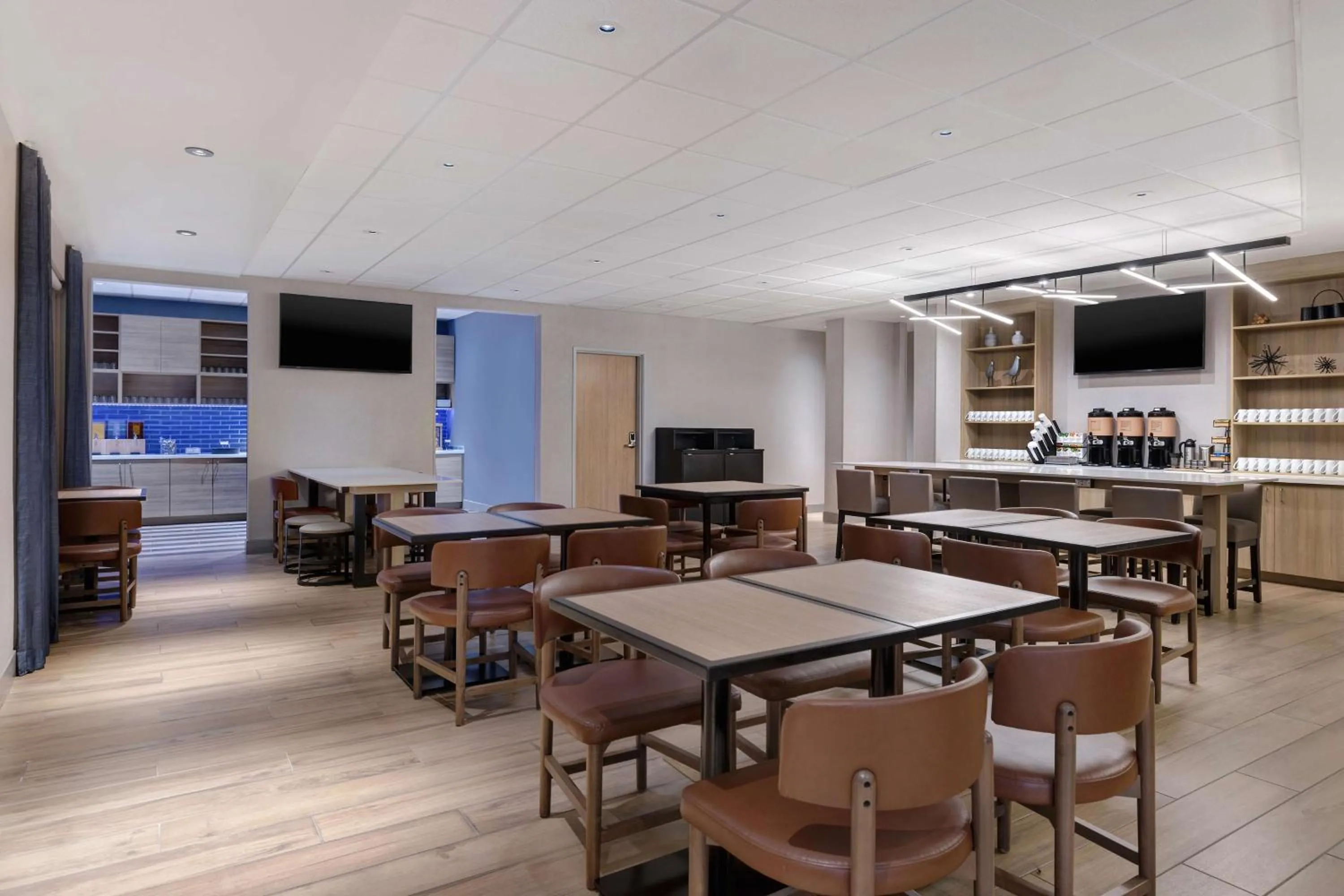 Restaurant/places to eat in Hyatt Place Flagstaff