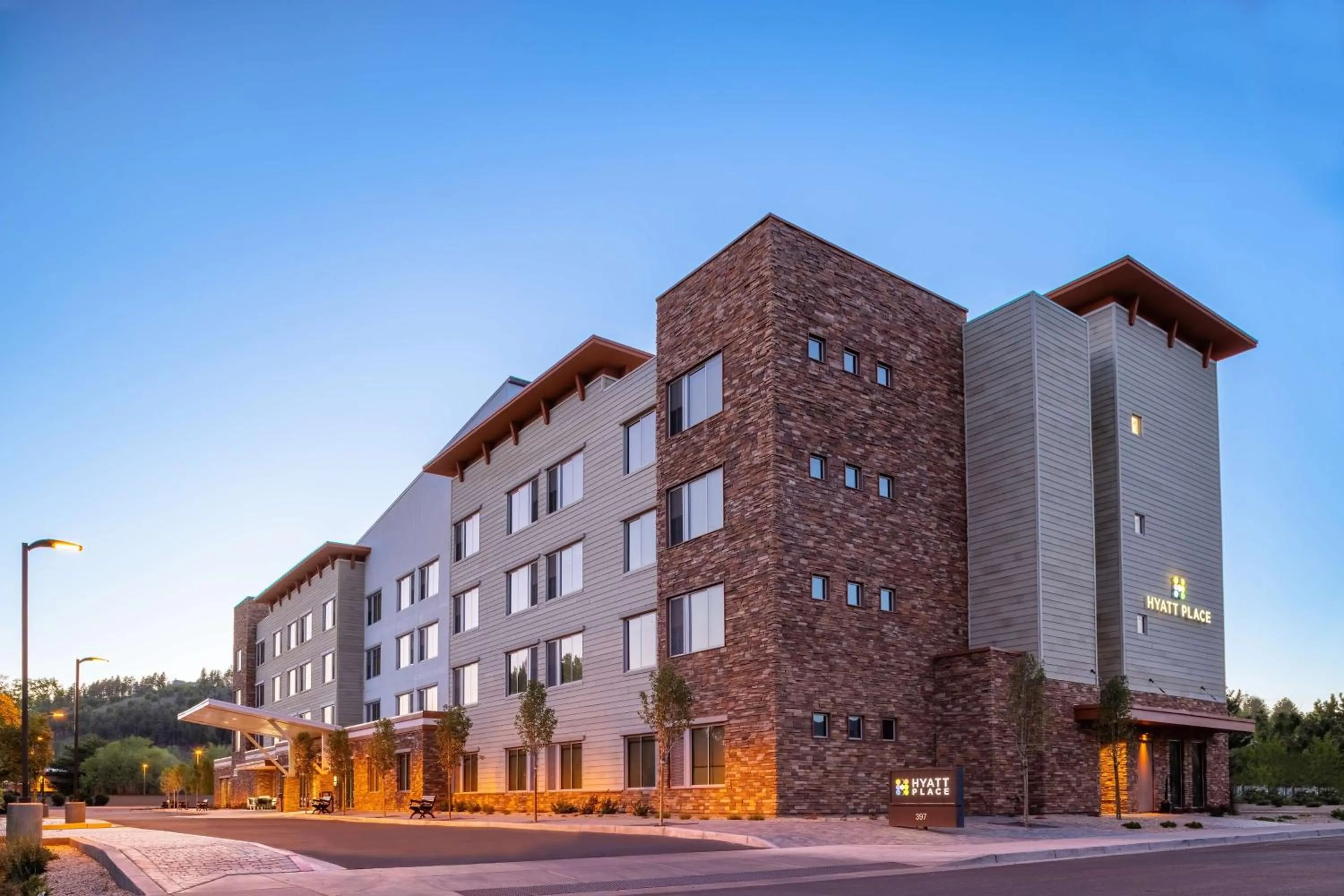 Property building in Hyatt Place Flagstaff