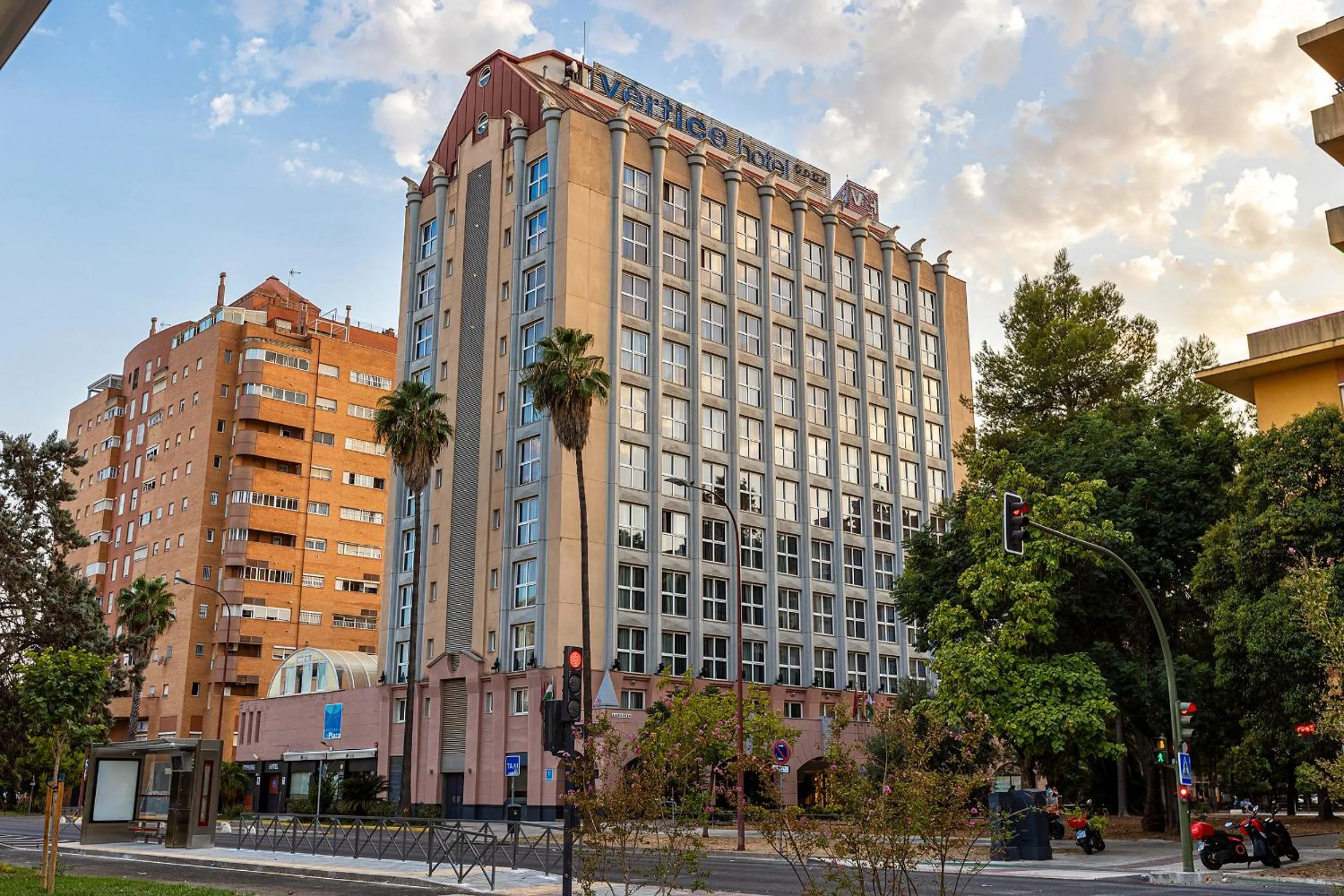 Property building in Vértice Sevilla