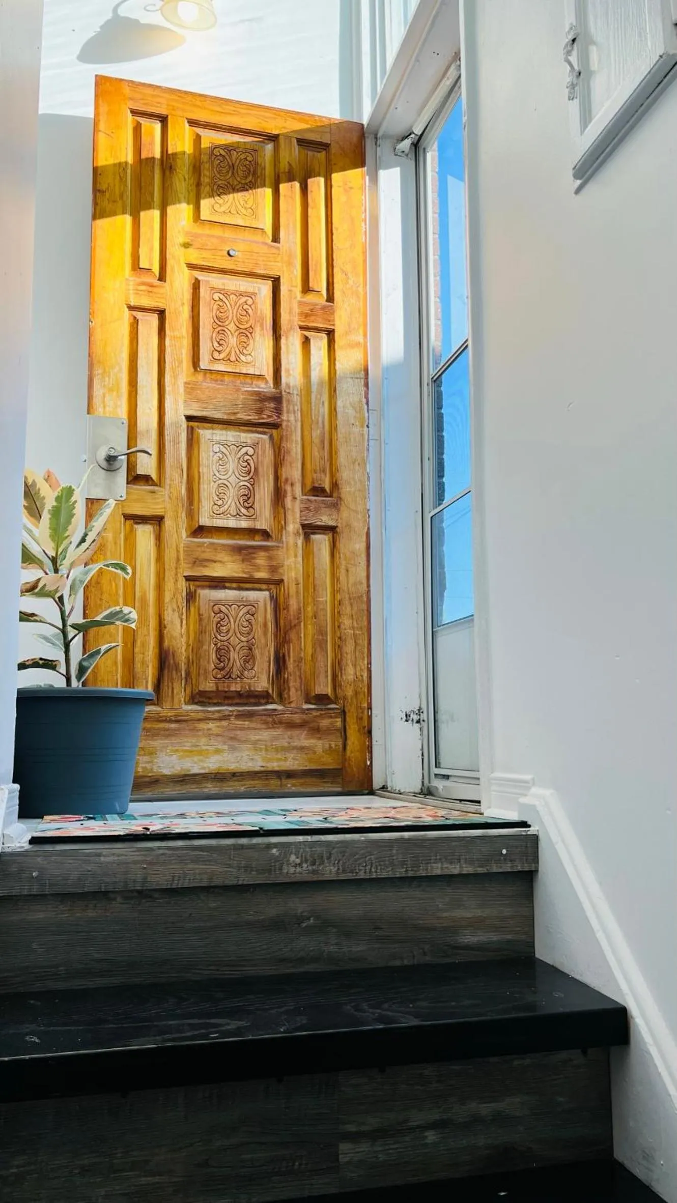 Toronto Bed & Breakfast - Free parking