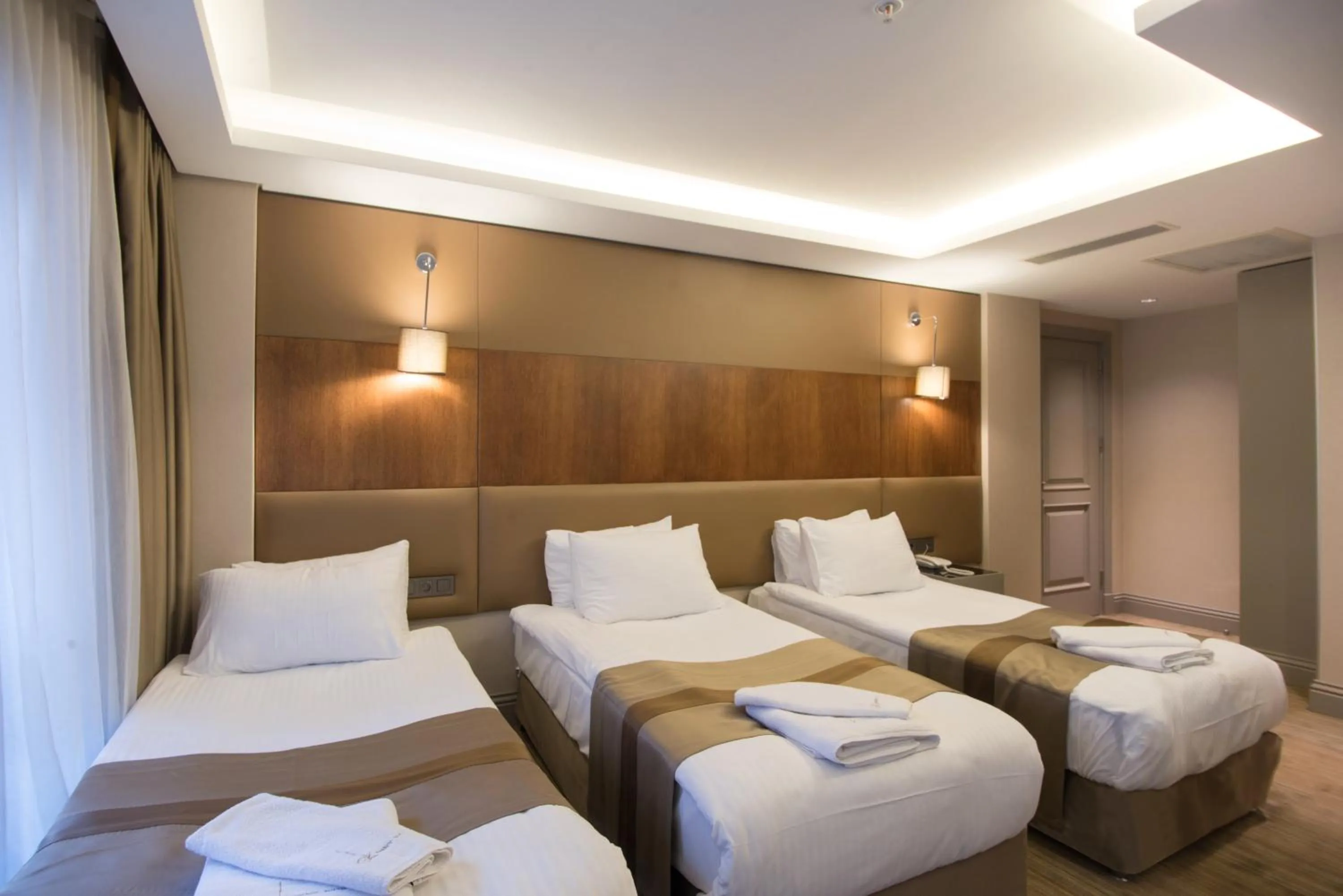 Photo of the whole room in GK Regency Suites Hotel