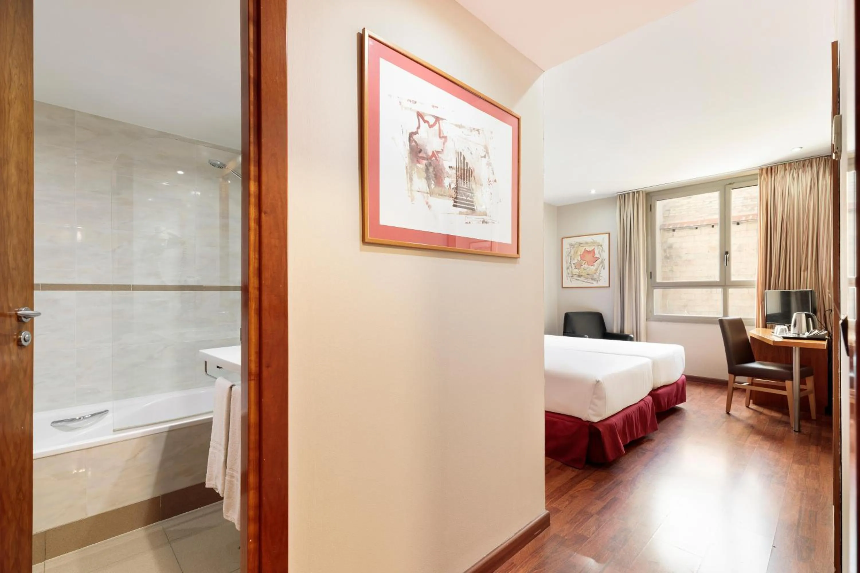 Photo of the whole room, Bed in Hotel Best Aranea