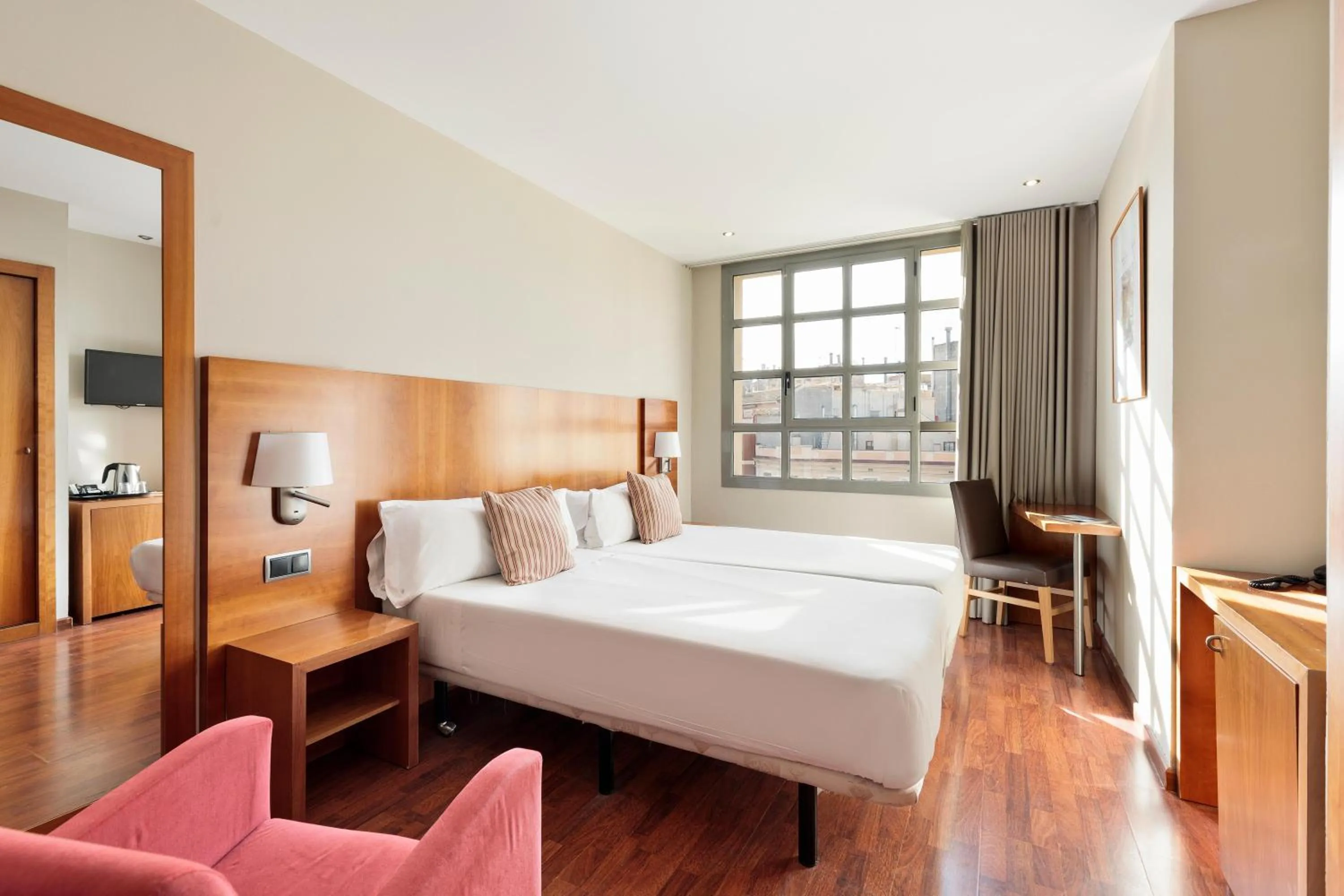 Photo of the whole room, Bed in Hotel Best Aranea