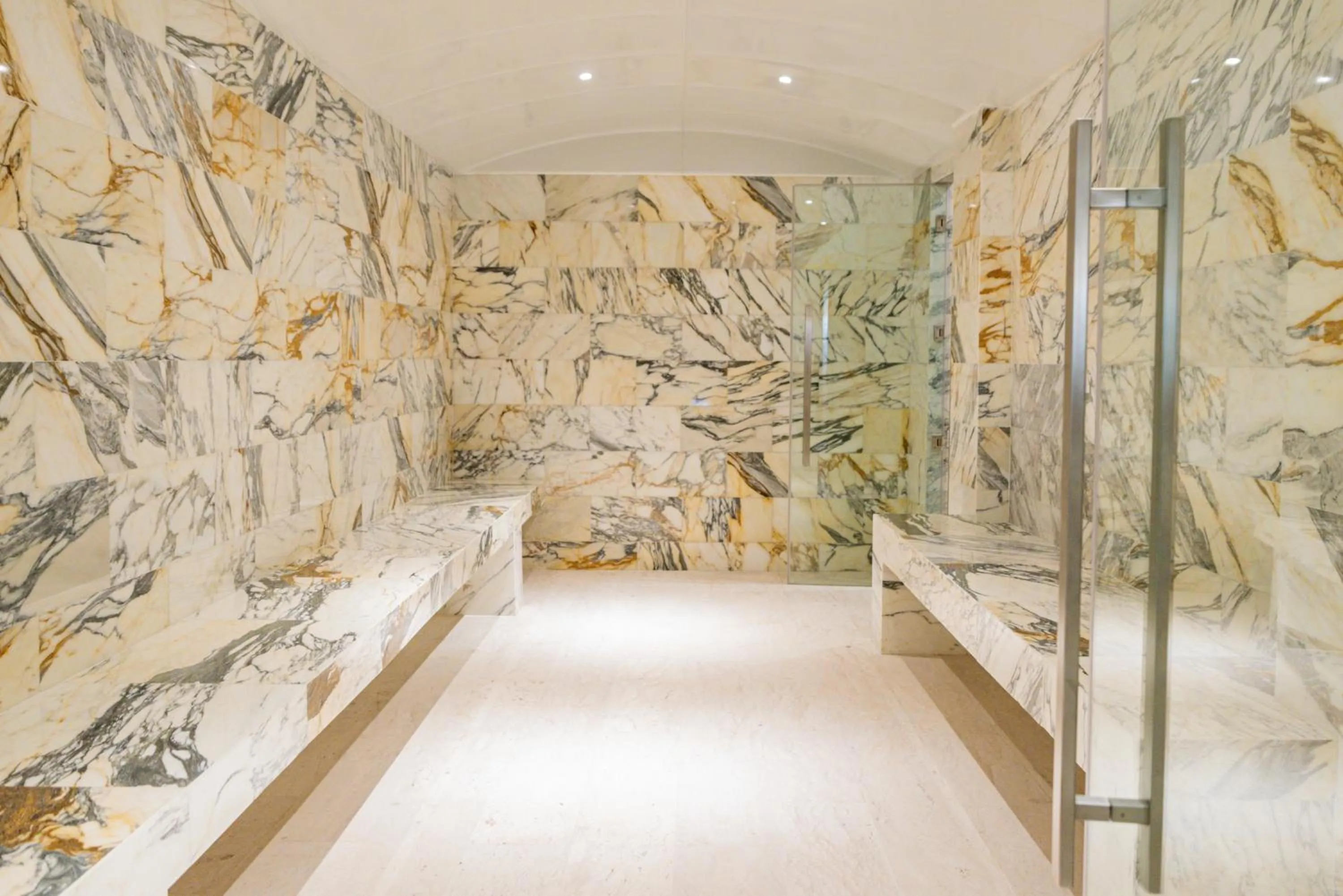 Sauna in Ida B Domain Resort