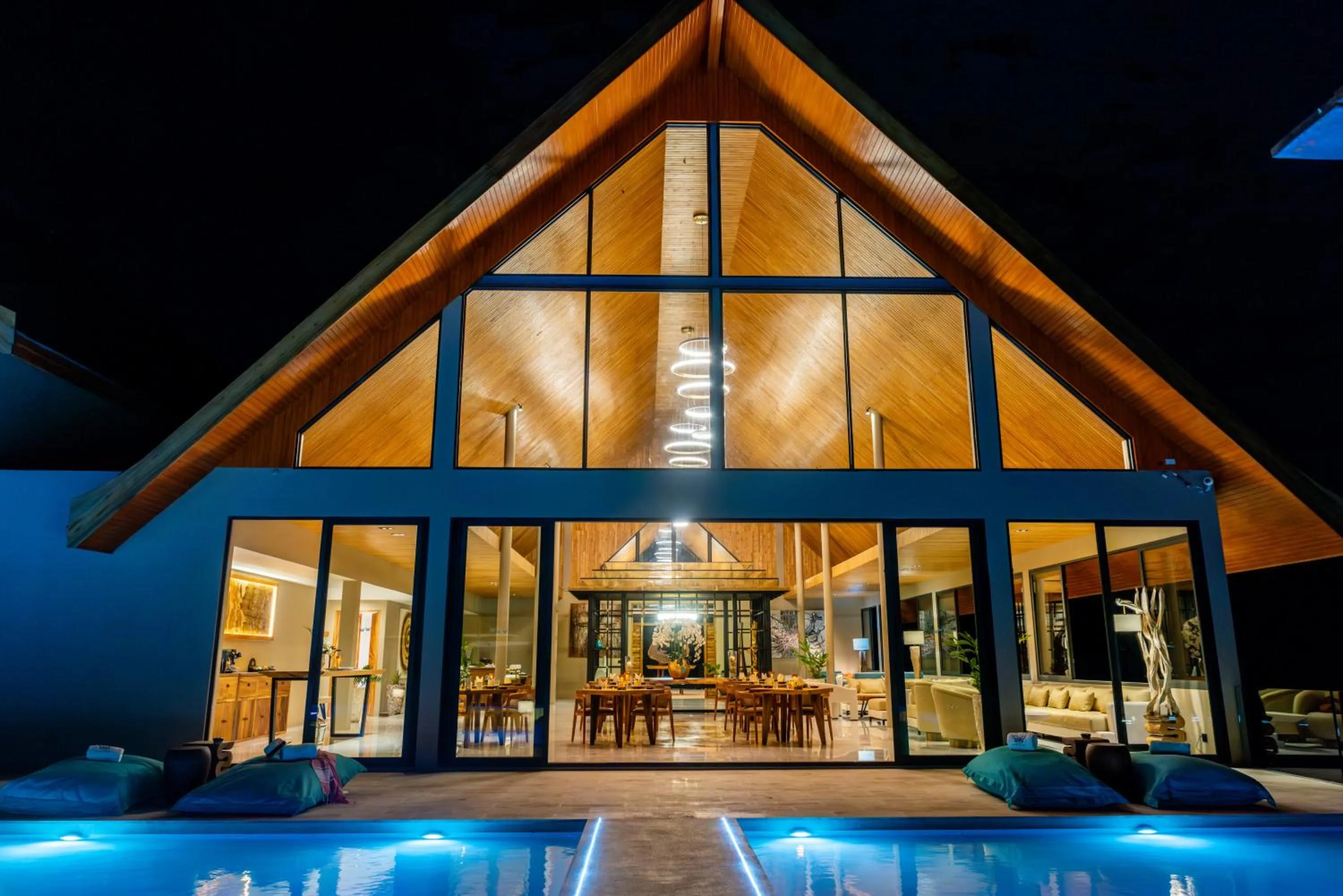 Restaurant/places to eat in Ida B Domain Resort