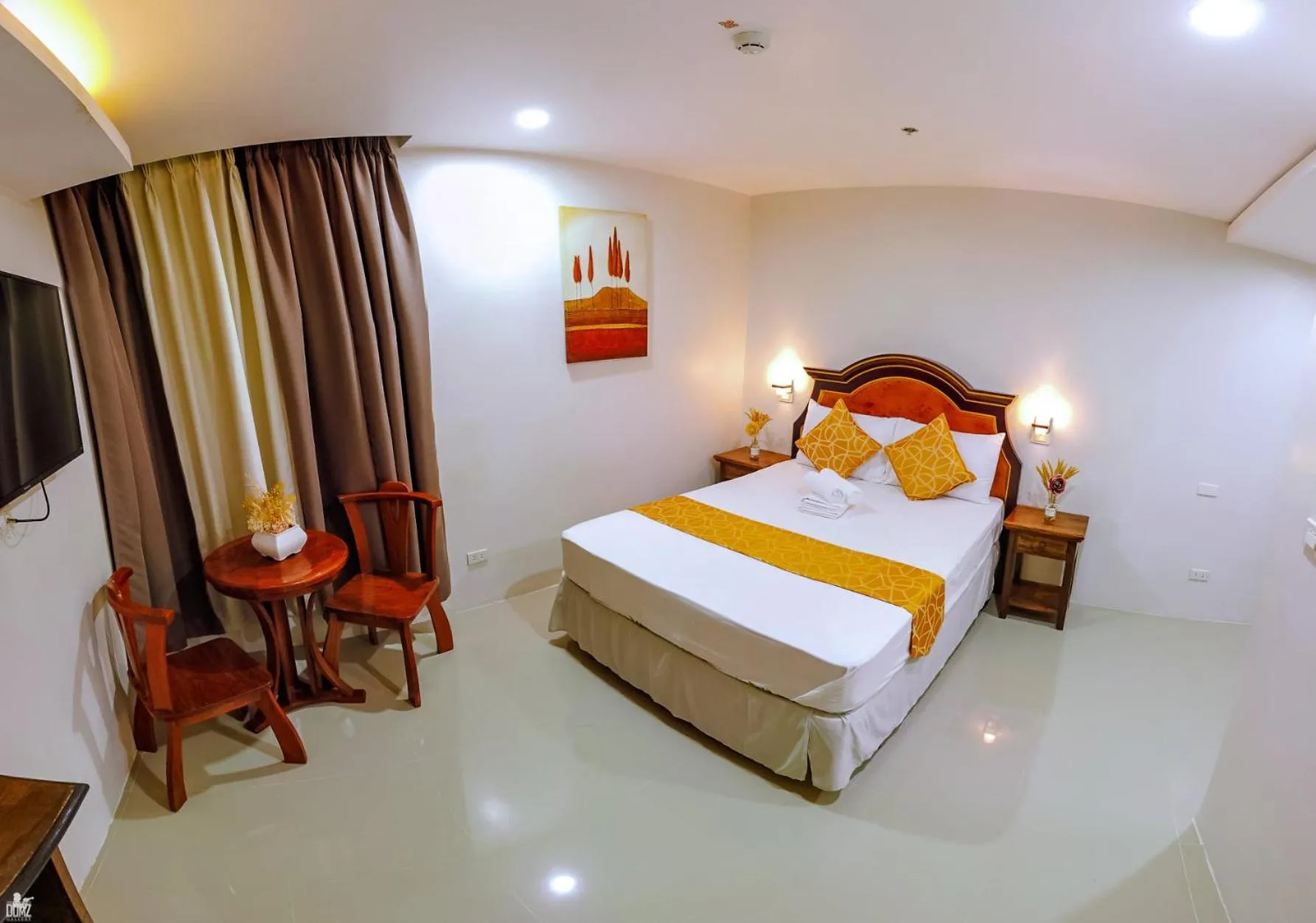 View (from property/room), Bed in Dianna’s Inn