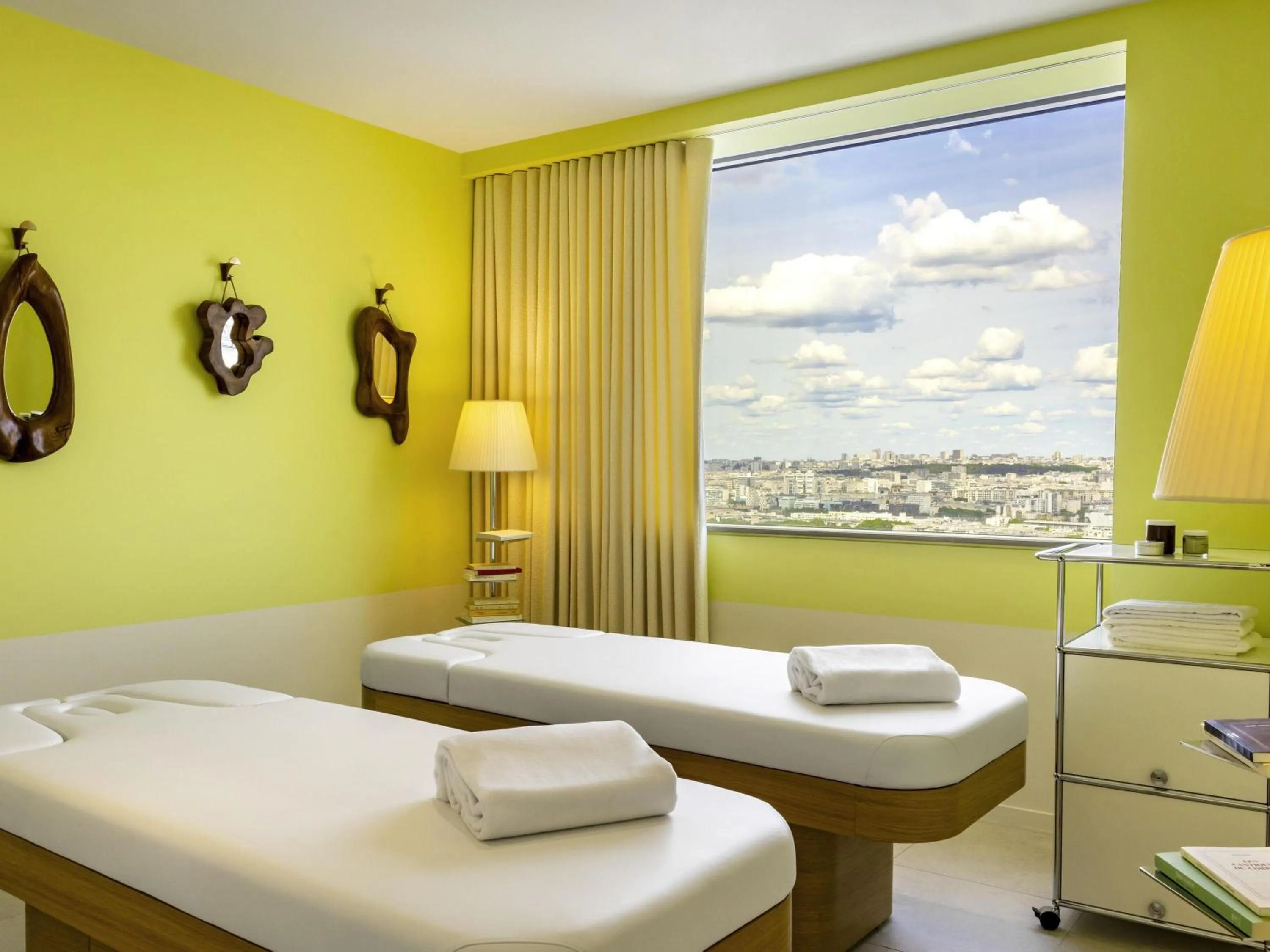 Spa and wellness centre/facilities, Bed in Too Hotel & Spa Paris - MGallery Collection