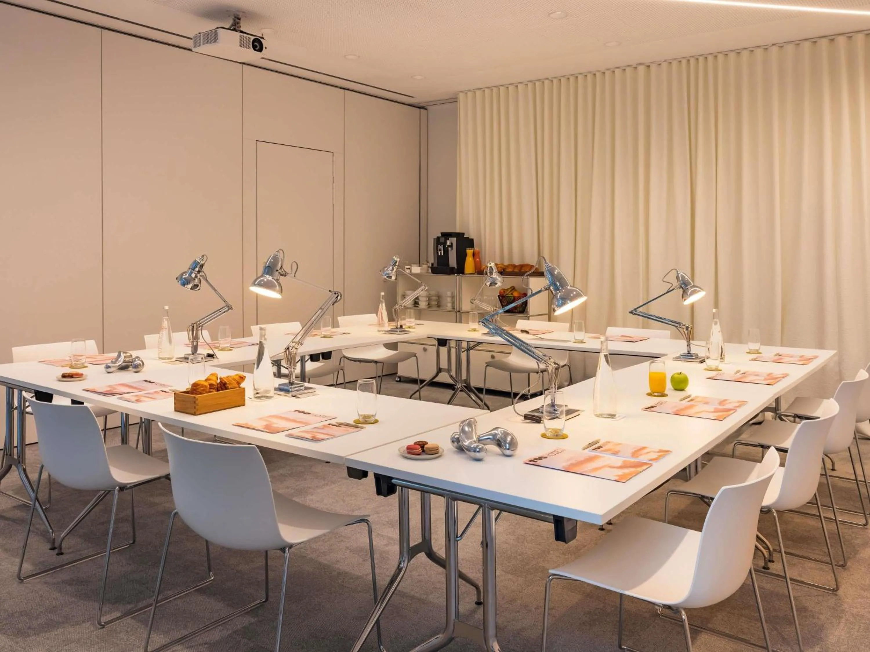 Meeting/conference room in Too Hotel & Spa Paris - MGallery Collection