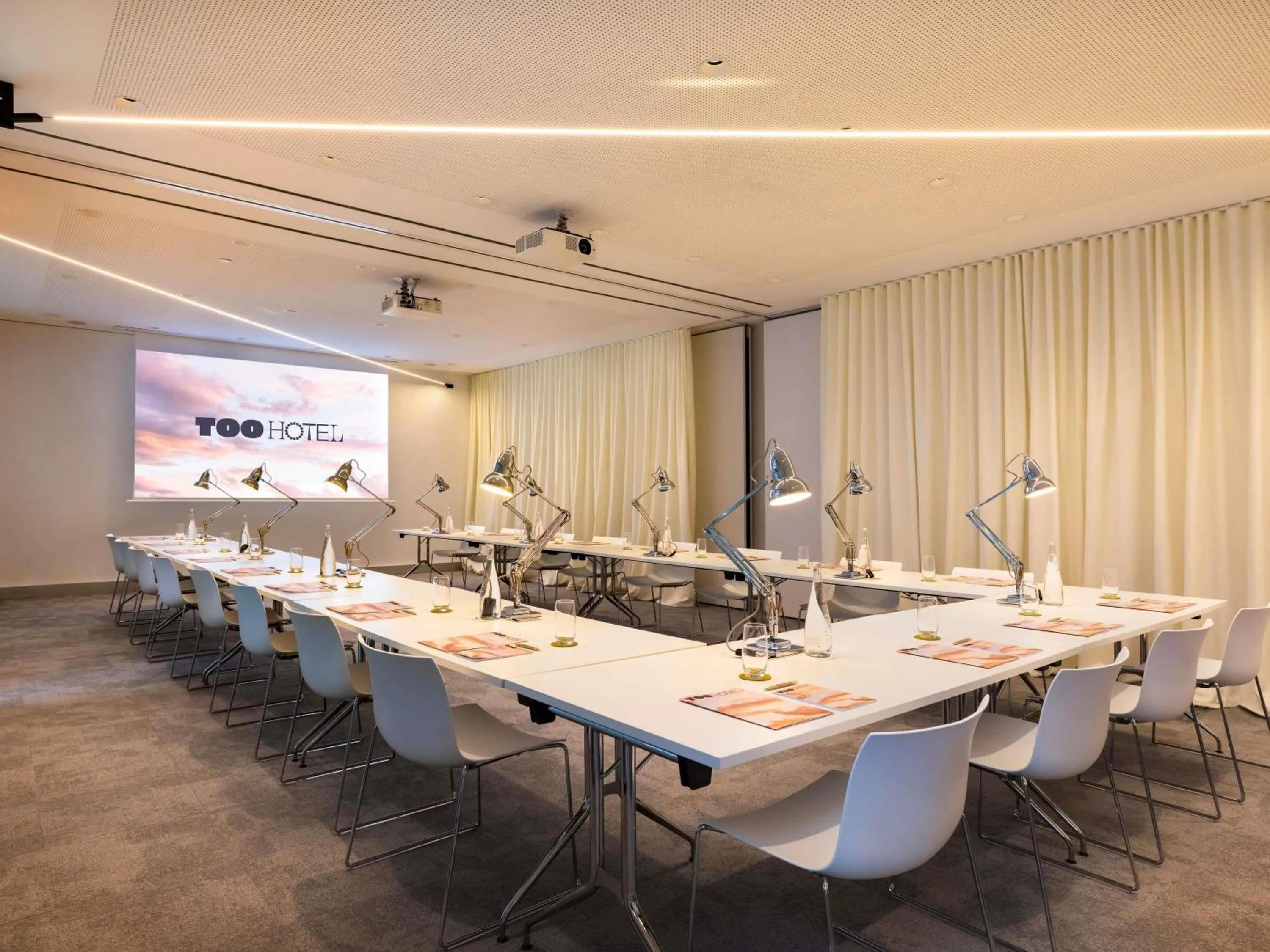 Meeting/conference room in Too Hotel & Spa Paris - MGallery Collection