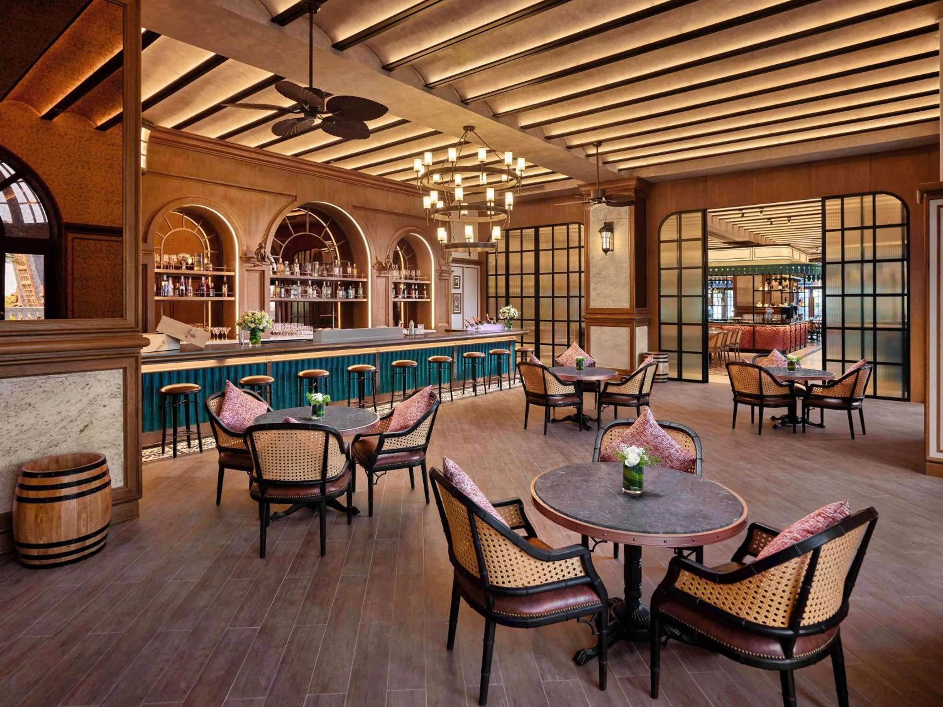 Restaurant/places to eat in Mövenpick Resort Phan Thiet