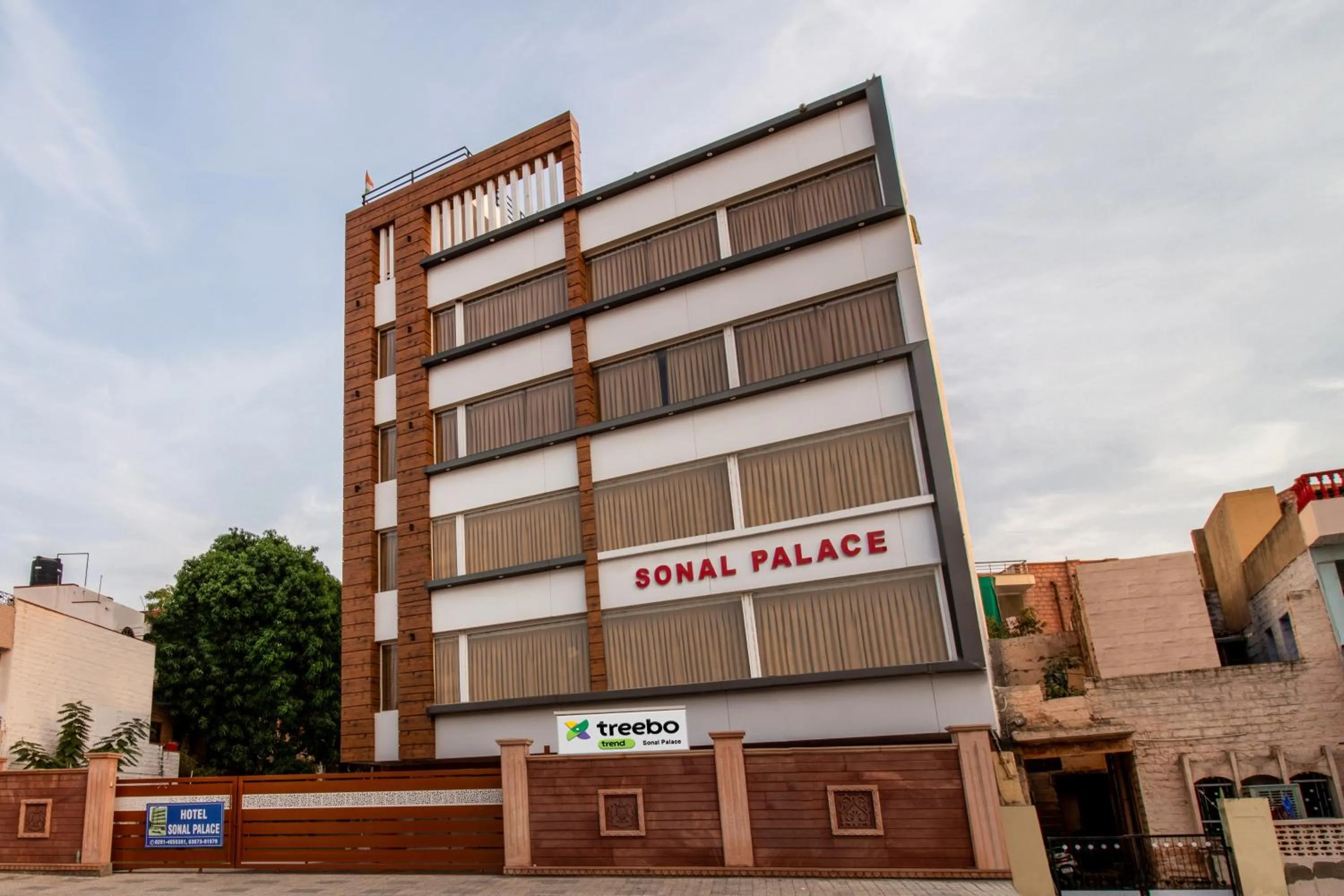 Facade/entrance in Treebo Sonal Palace, Near Umaid Bhawan Palace
