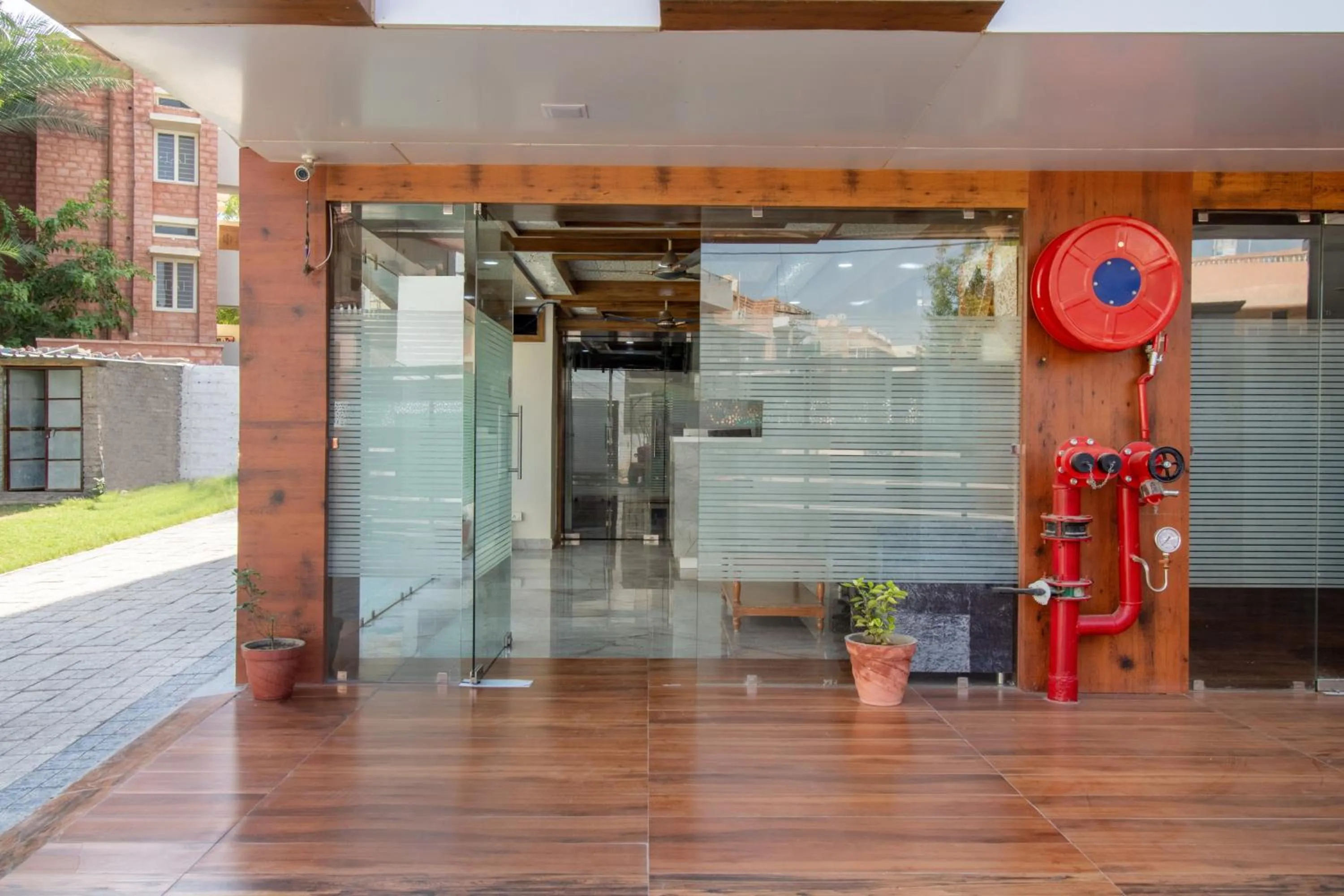 Lobby or reception in Treebo Sonal Palace, Near Umaid Bhawan Palace