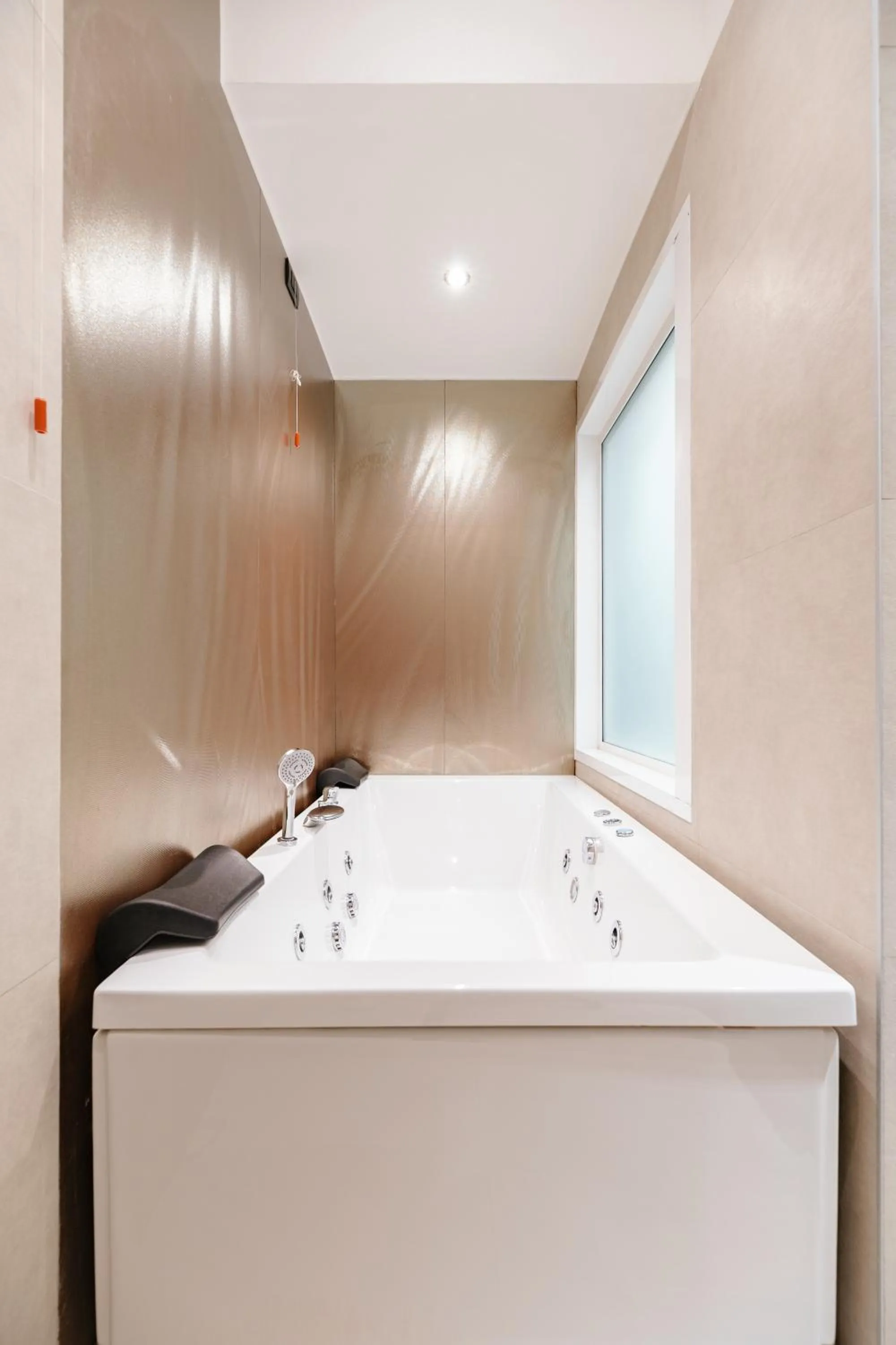 Bathroom in Montenapoleone Suites