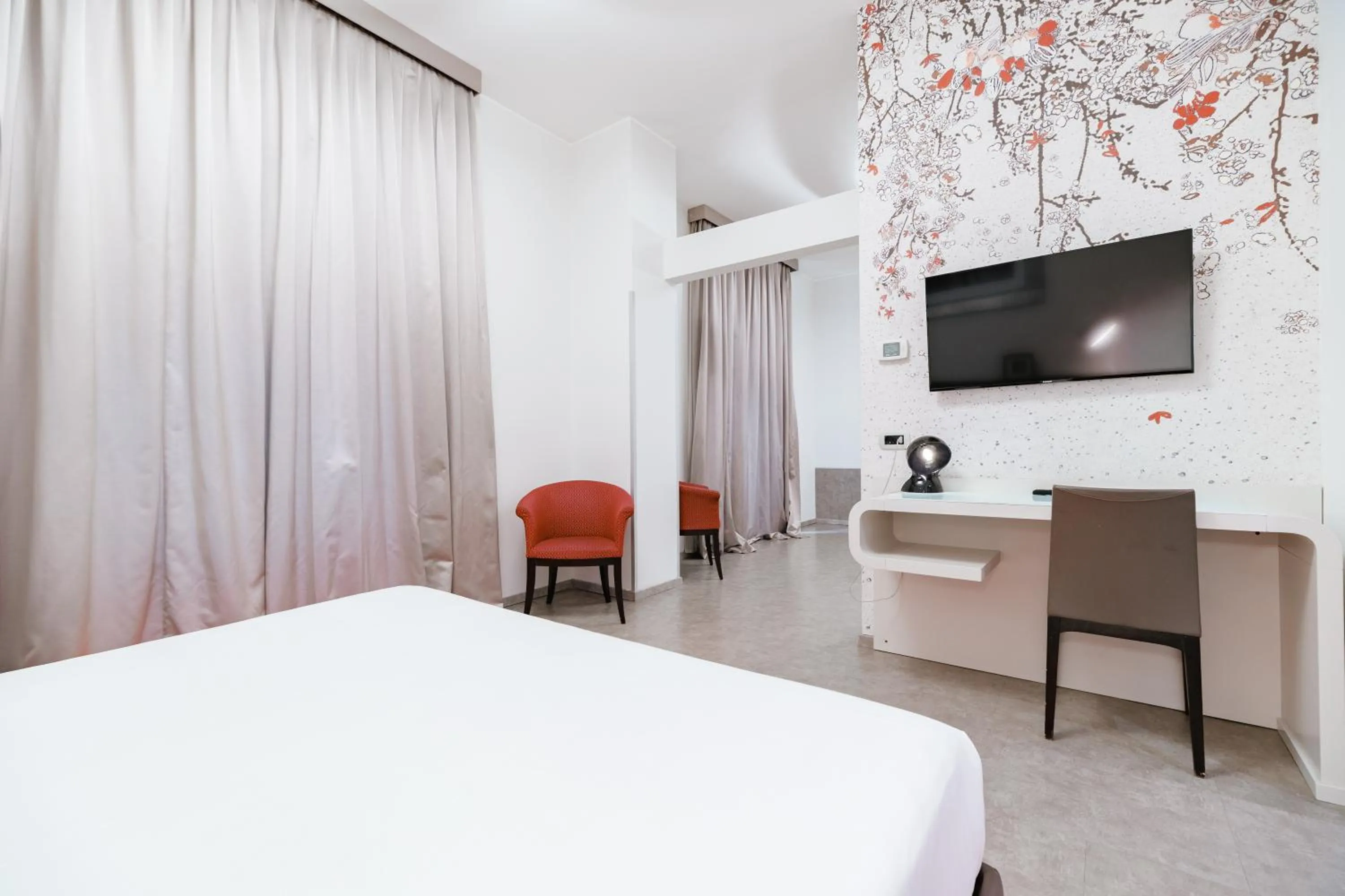 Bedroom, Bed in Montenapoleone Suites