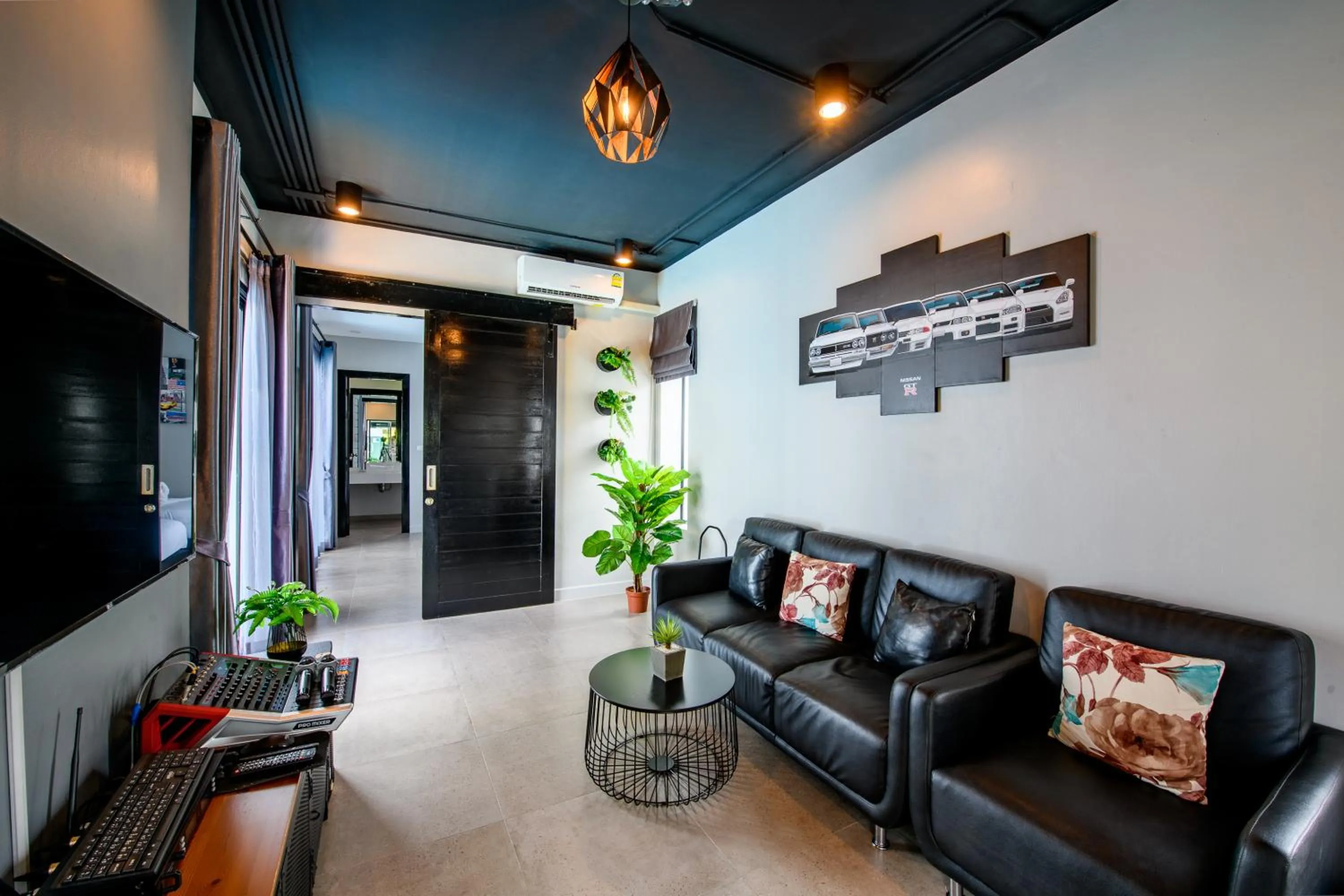 Living room in PP Pool Villa Huahin