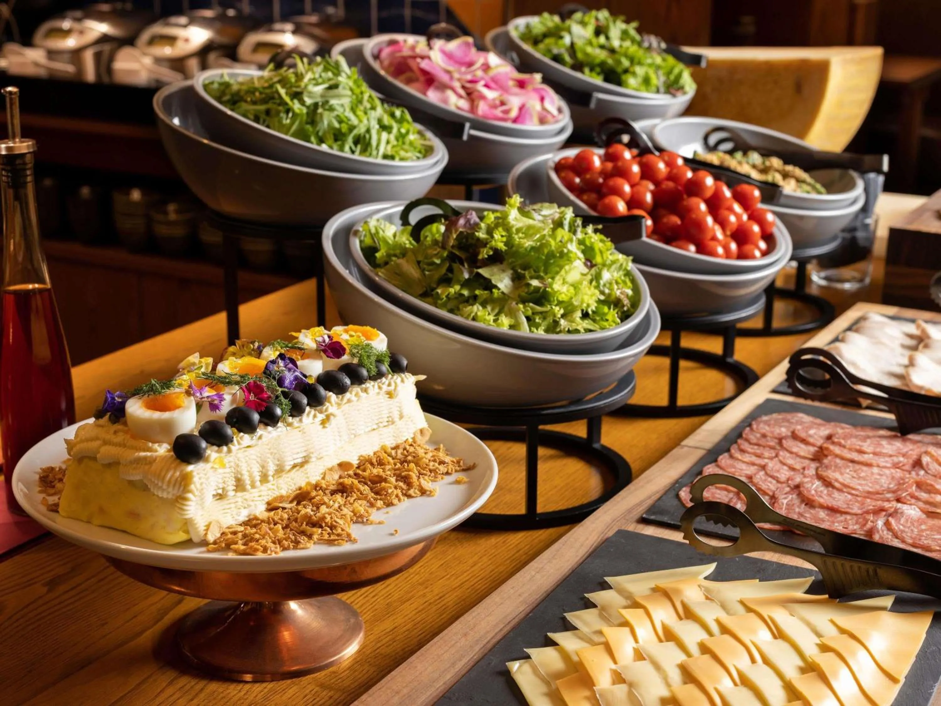 Restaurant/places to eat in Mercure Hida Takayama