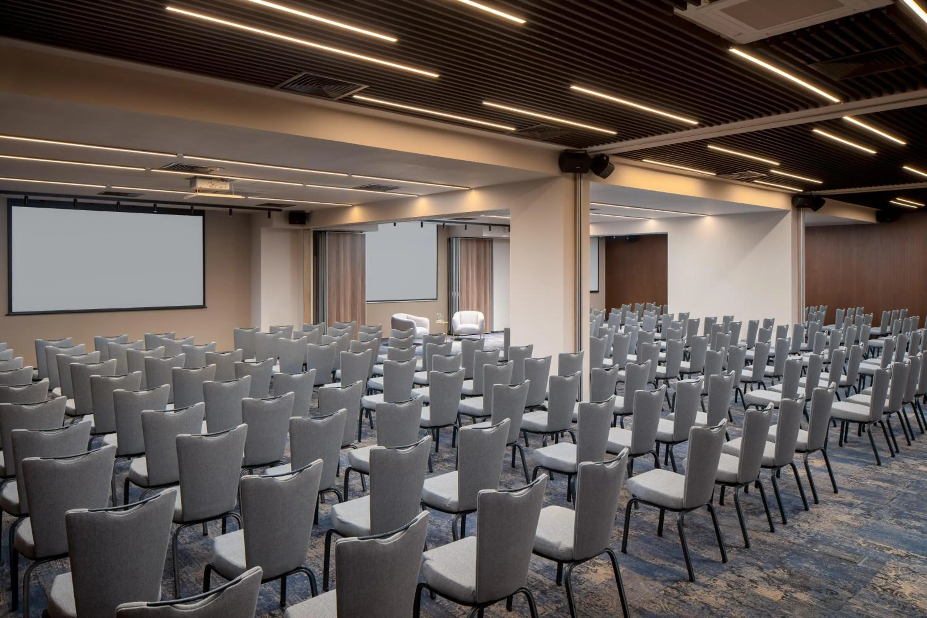 Mercure Conacul Cozieni