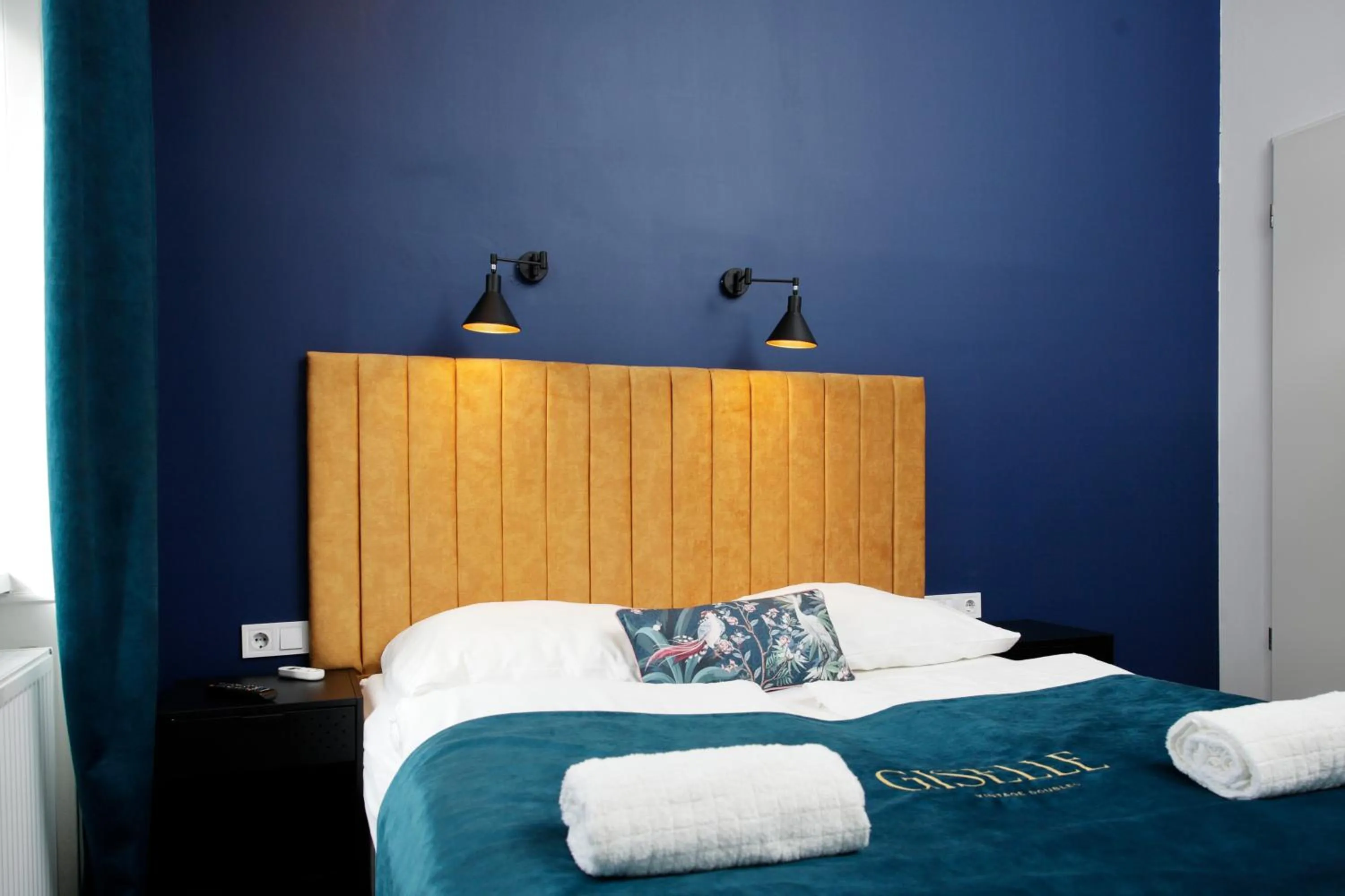 Bed in Giselle Vintage Doubles - Adults Only