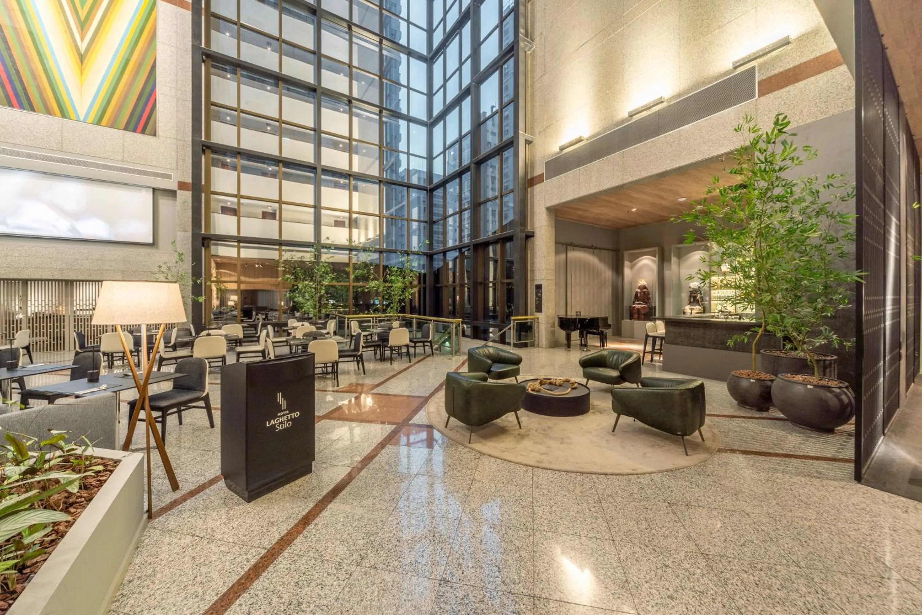 Restaurant/places to eat in Laghetto Stilo São Paulo