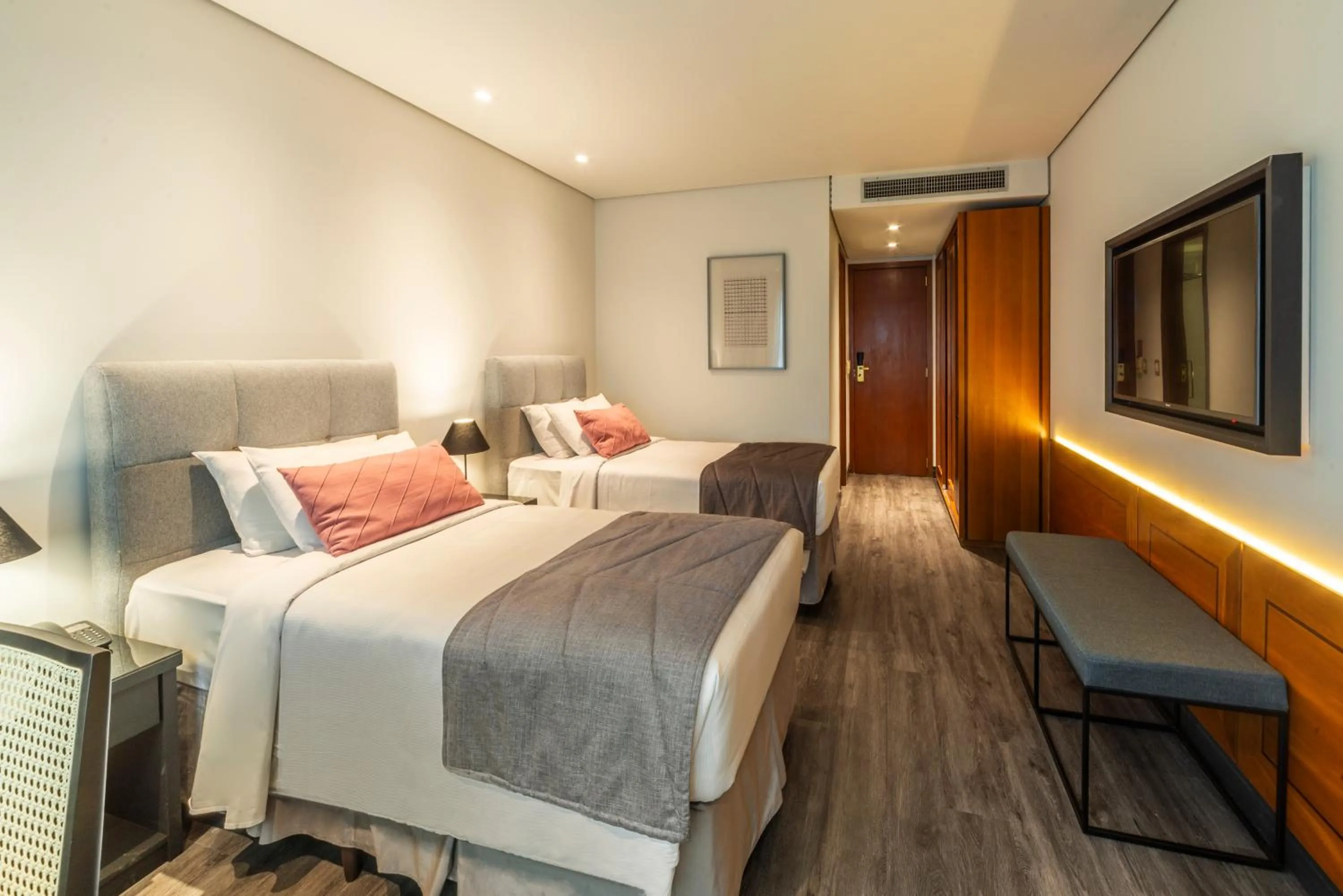 Bedroom, Bed in Laghetto Stilo São Paulo