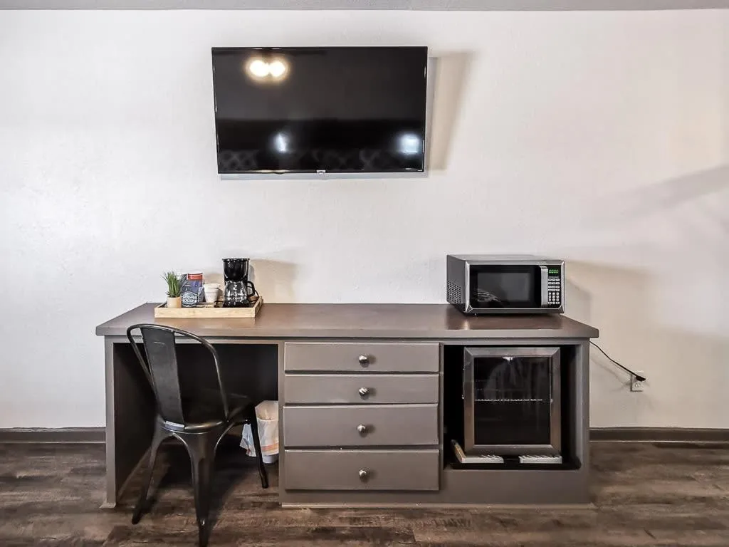 Valley Cabins Double Queen Hotel Room