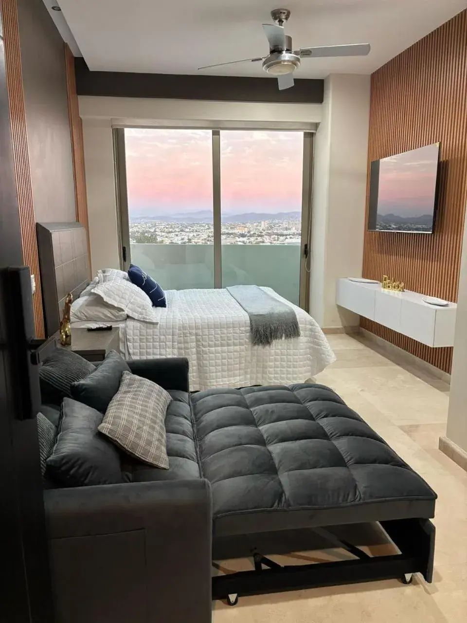 Executive Suite in HOTEL TRAMONTO MAZATLAN Executive Suite in HOTEL TRAMONTO MAZATLAN