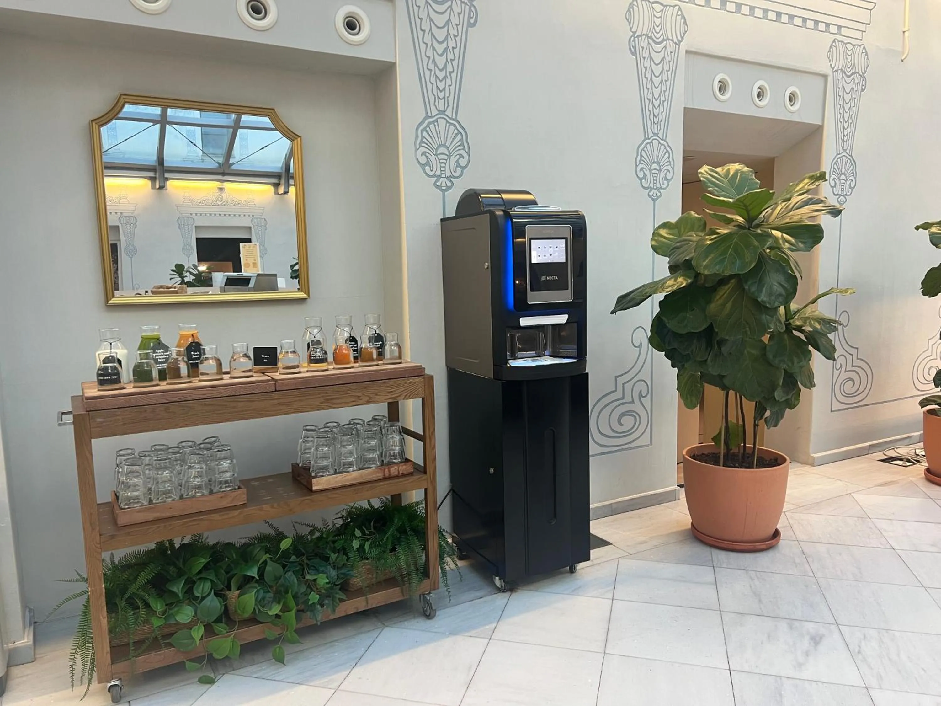 Breakfast in Oriente Atiram Hotel