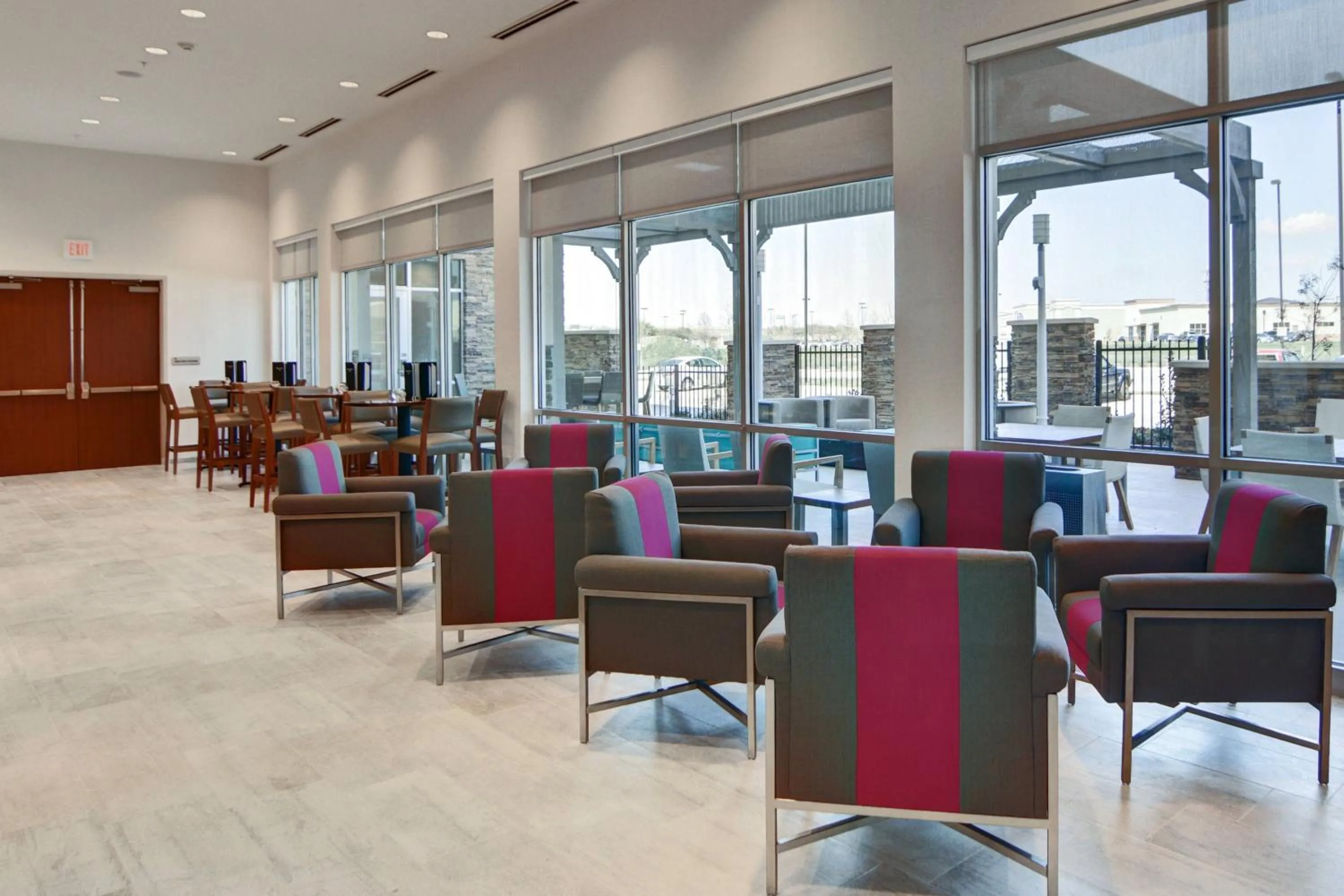 Lounge or bar in SpringHill Suites by Marriott Dallas Plano/Frisco
