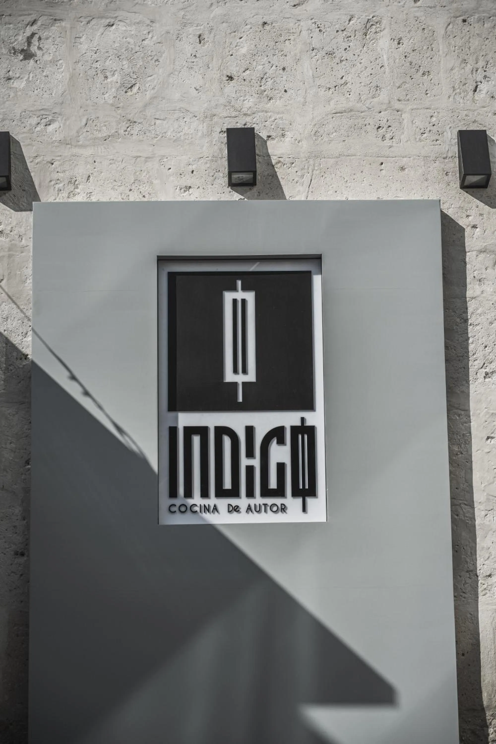 Logo/Certificate/Sign in QASA Arequipa by NOMAD