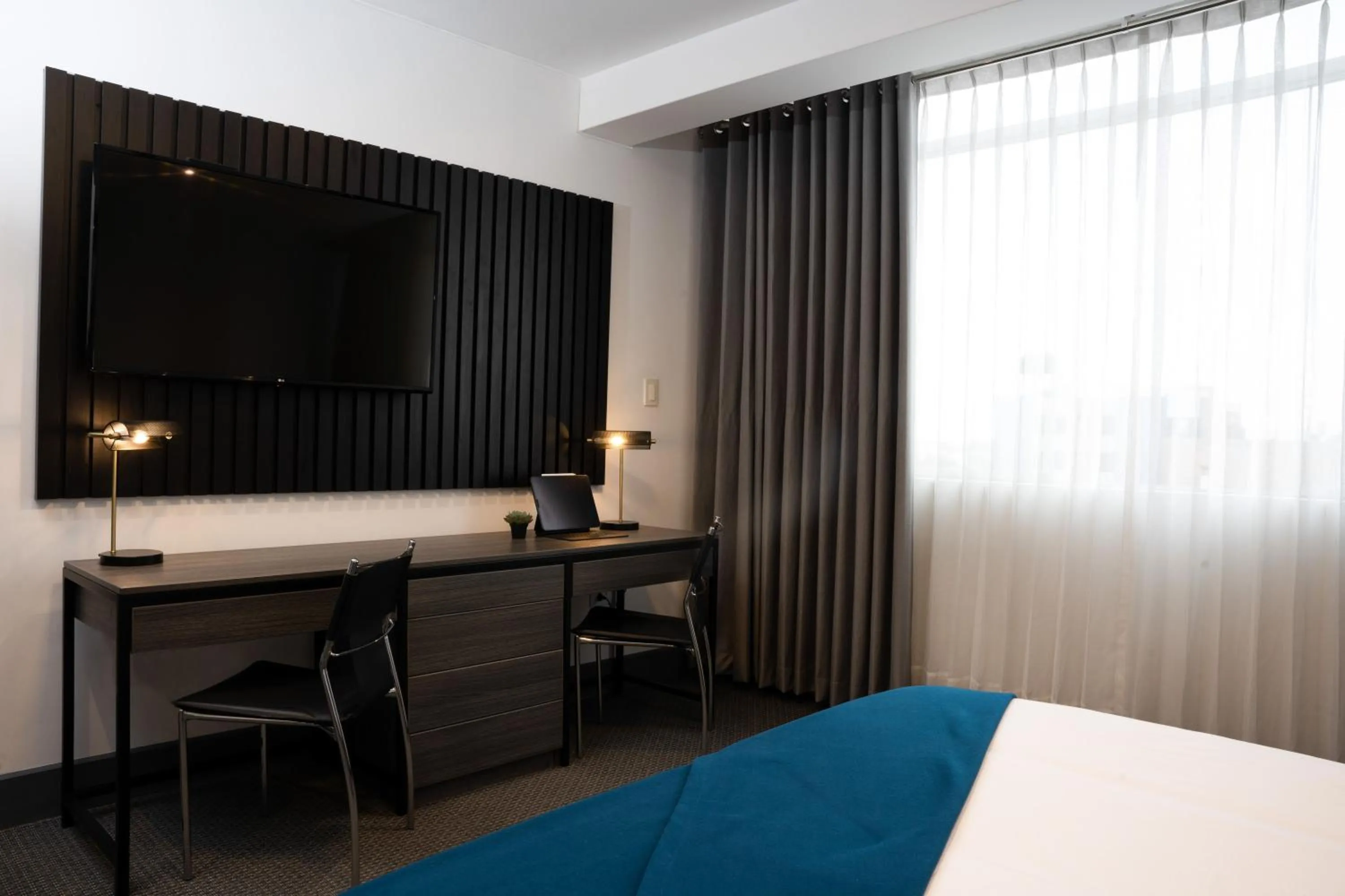 TV and multimedia in QASA Arequipa by NOMAD