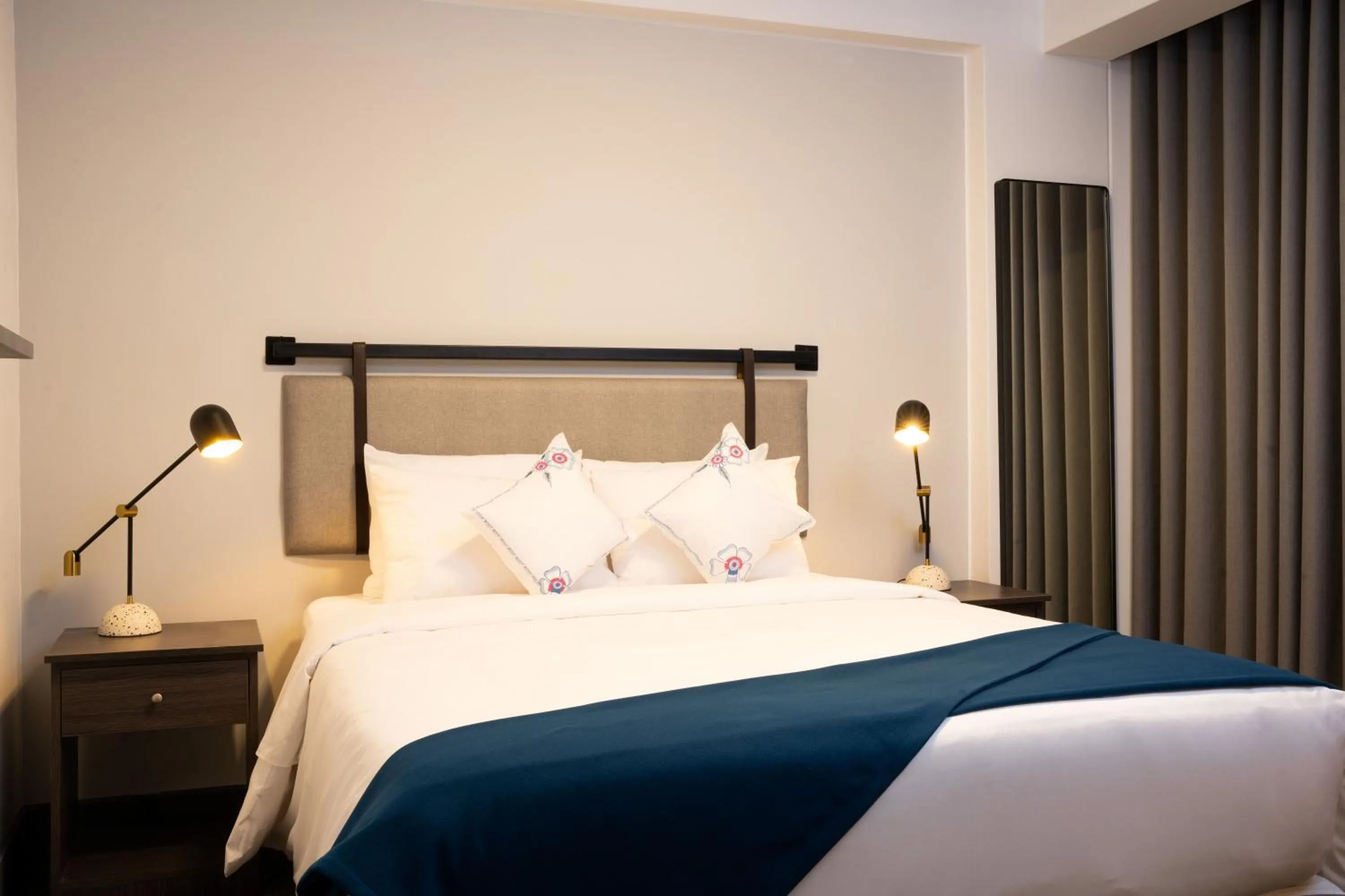 Photo of the whole room in QASA Arequipa by NOMAD