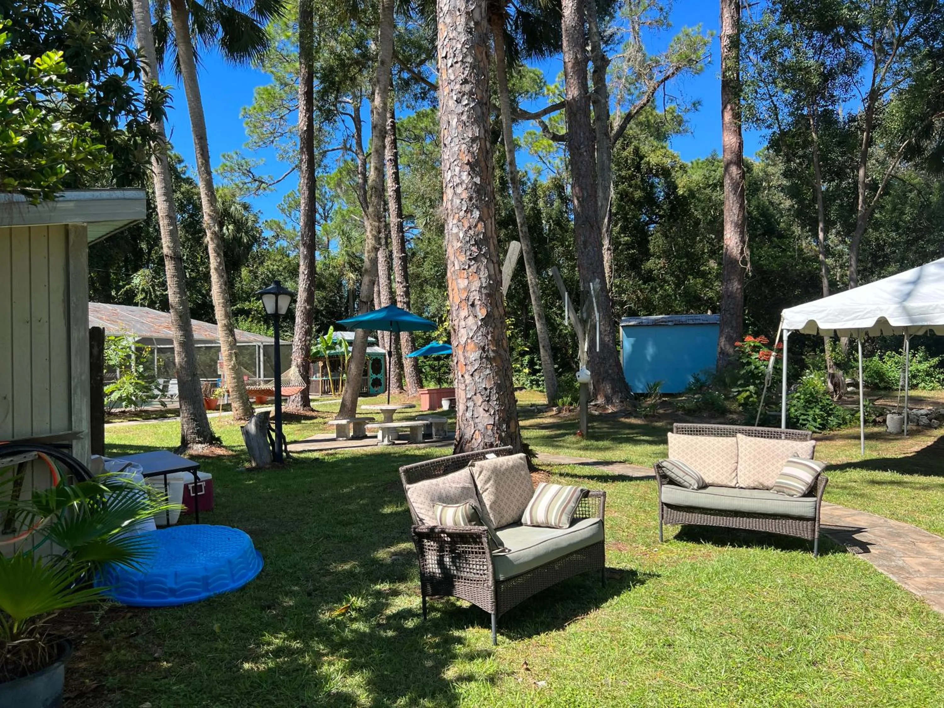 Nature Coast Inn & Cottages