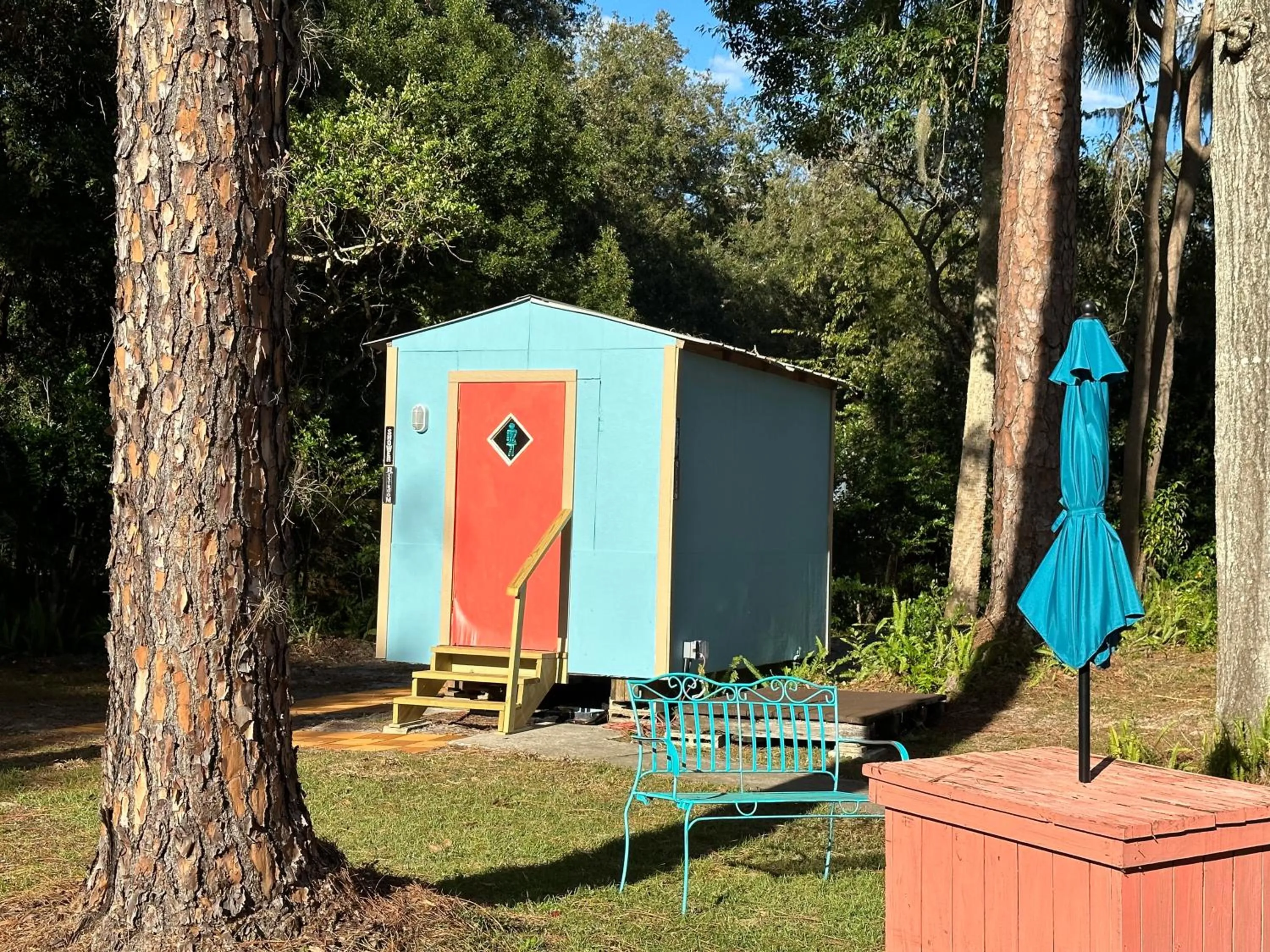 Nature Coast Inn & Cottages