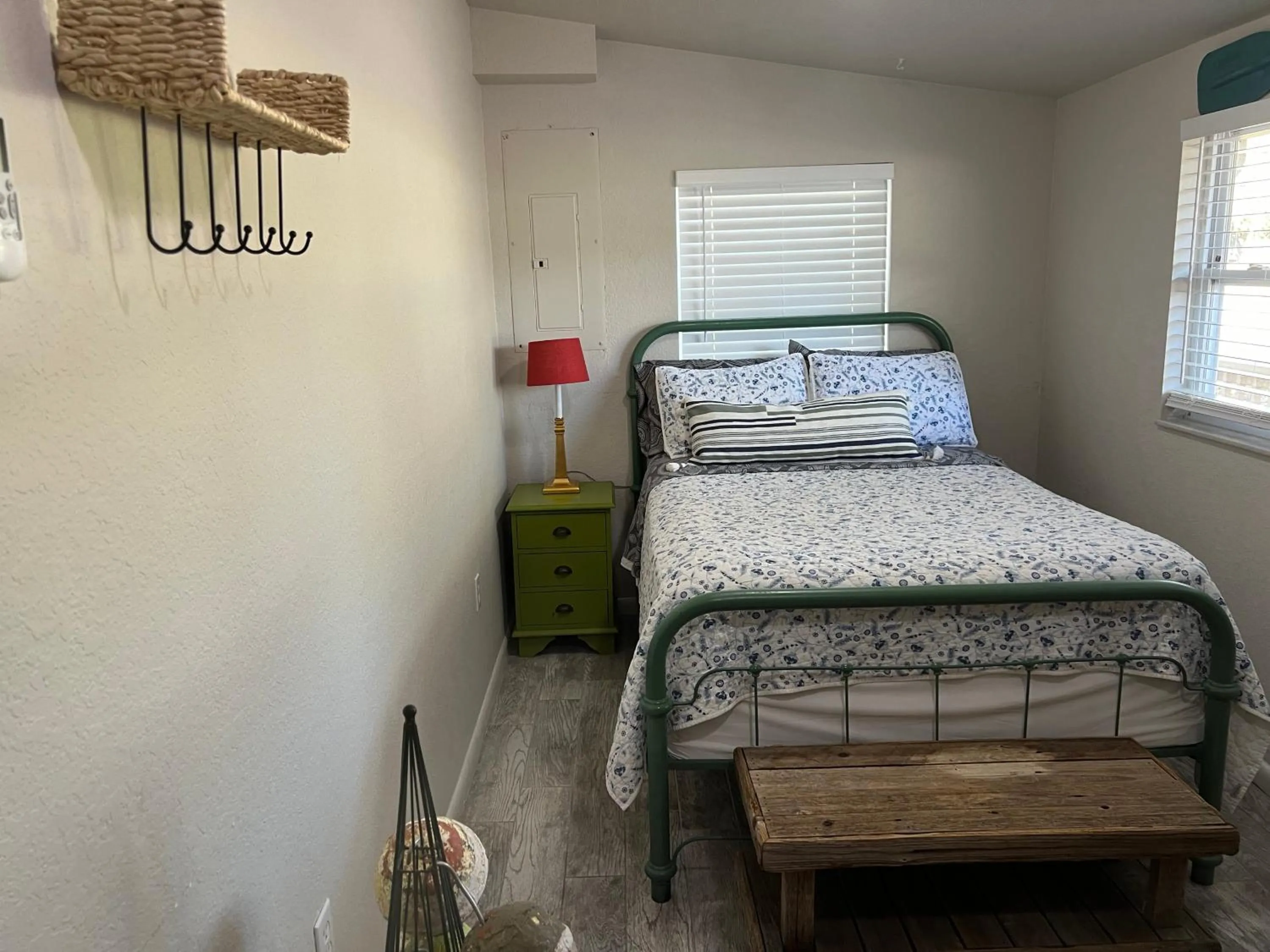 Bed in Nature Coast Inn & Cottages