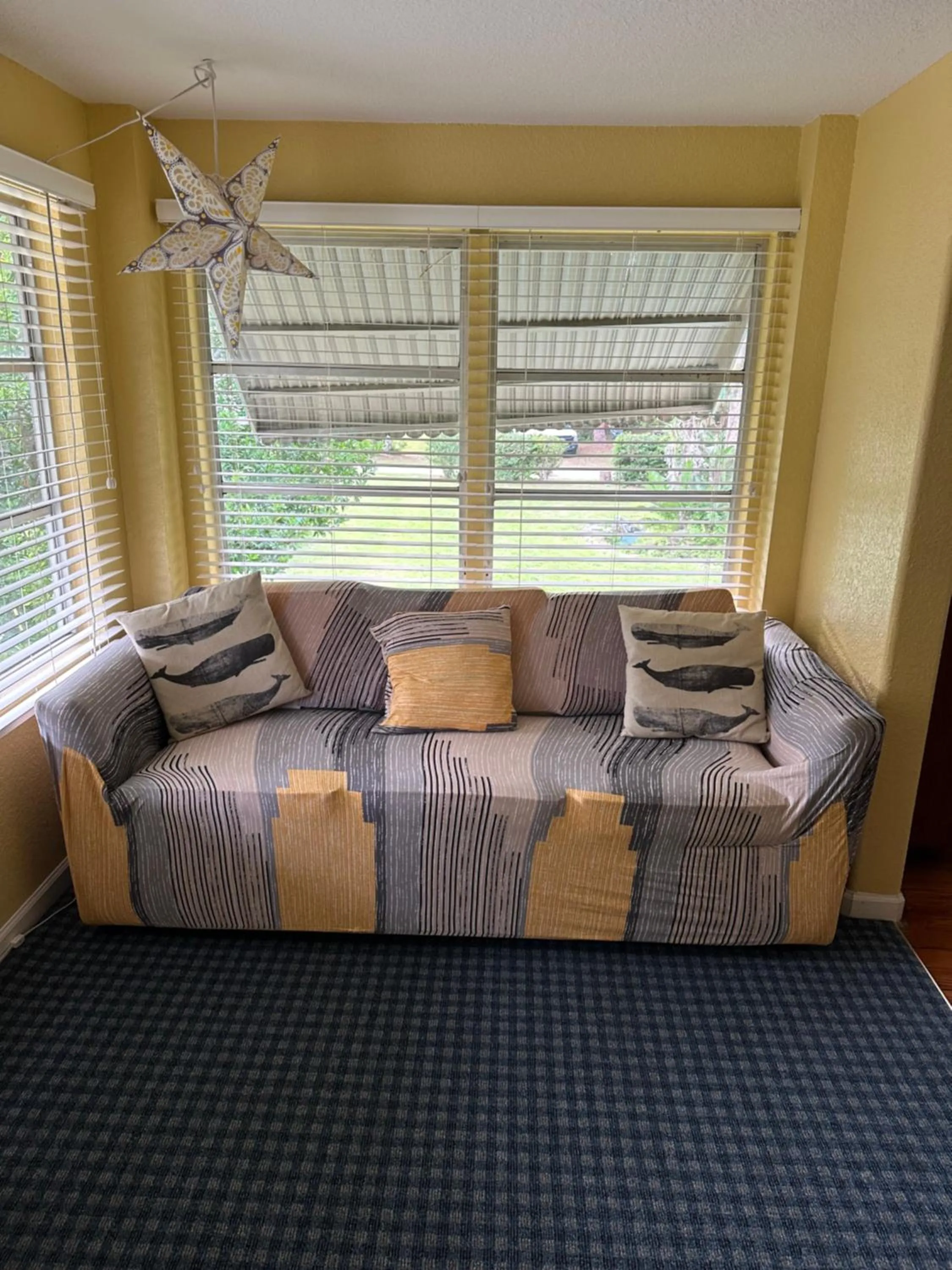 Seating area in Nature Coast Inn & Cottages