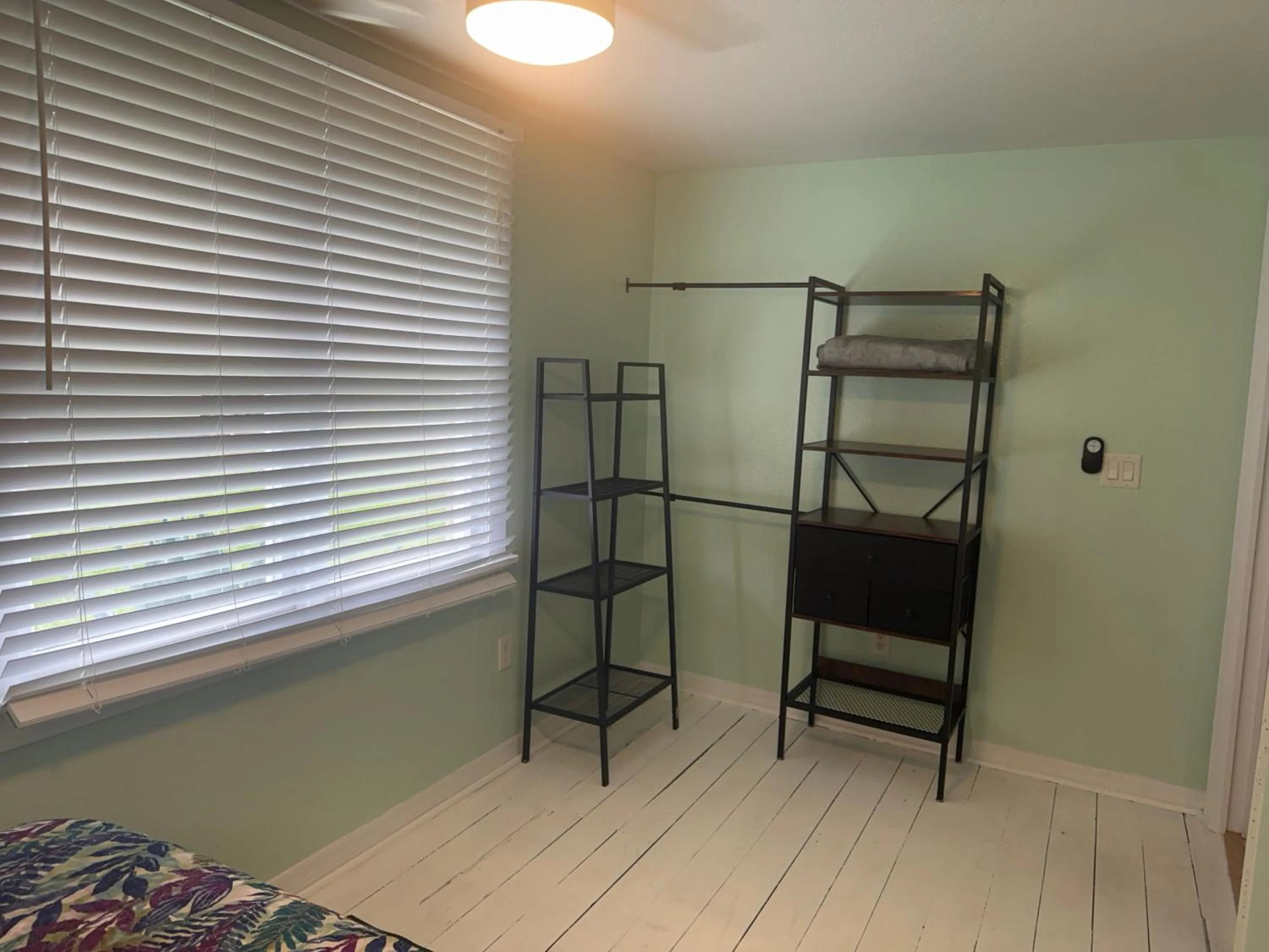 Bed in Nature Coast Inn & Cottages