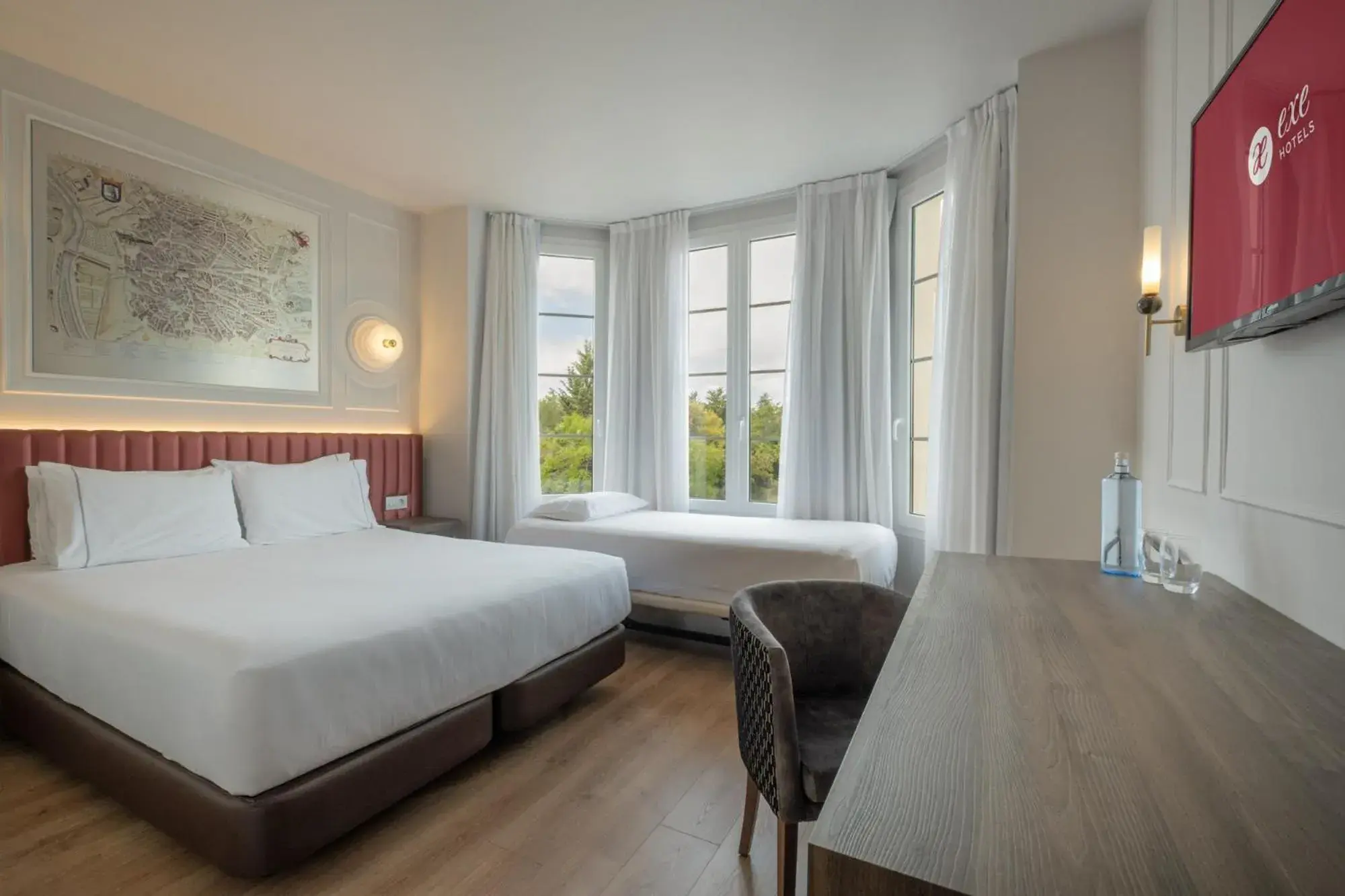 Triple Room in Exe Zarzuela Park Triple Room in Exe Zarzuela Park